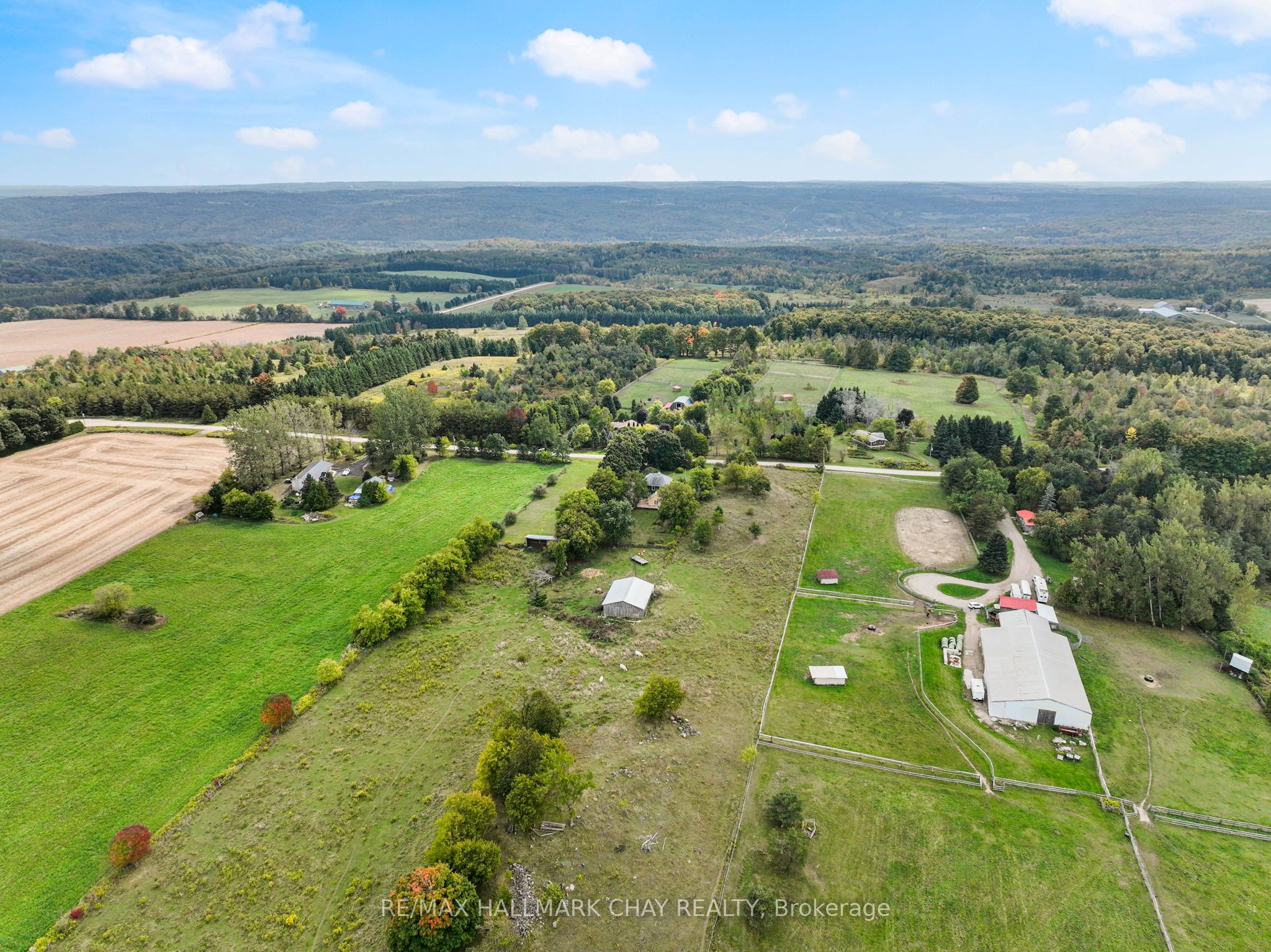 347357 15 Side Road Property Photo 37