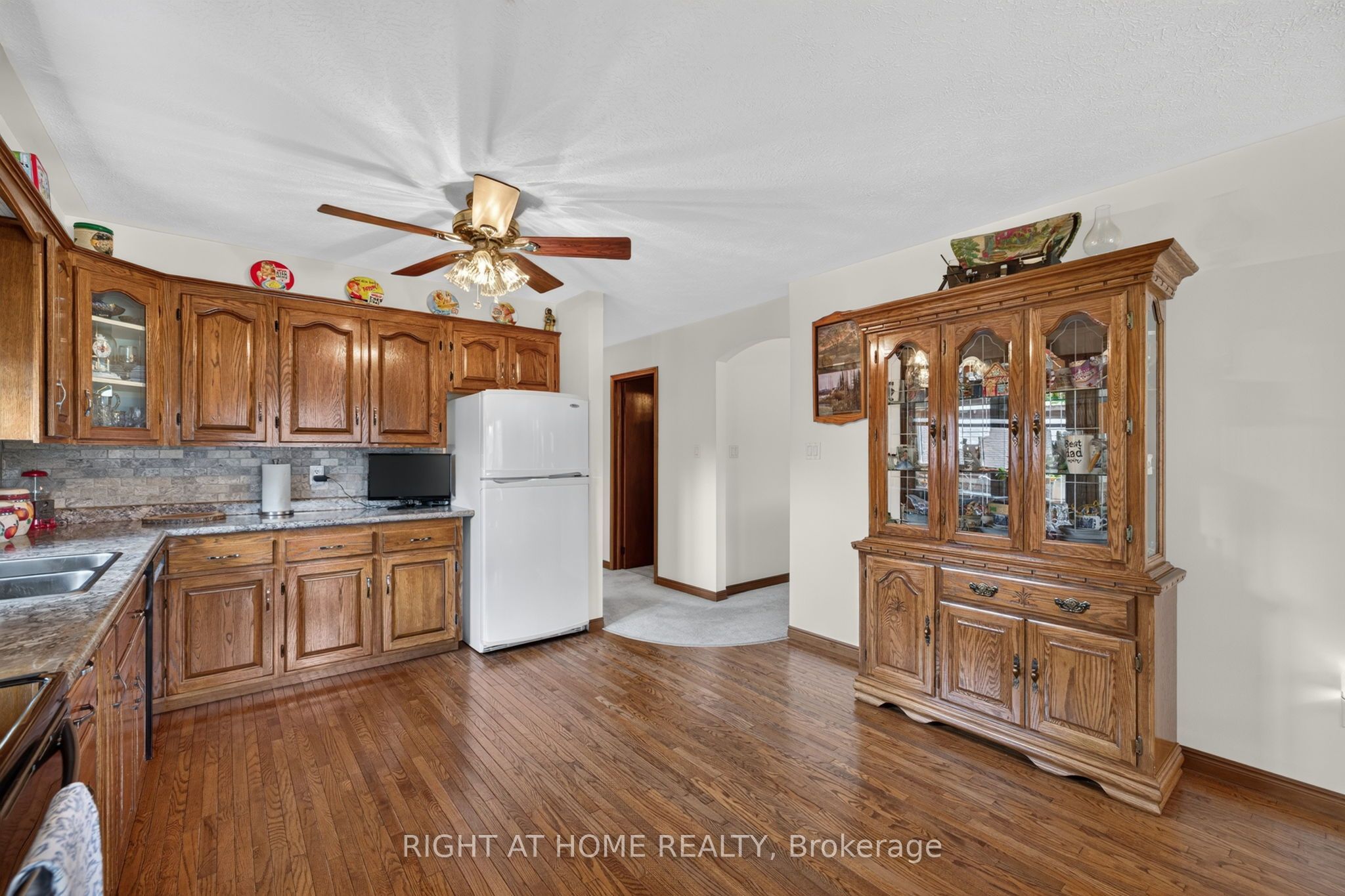 13 St Ladislaus Street Property Photo 12