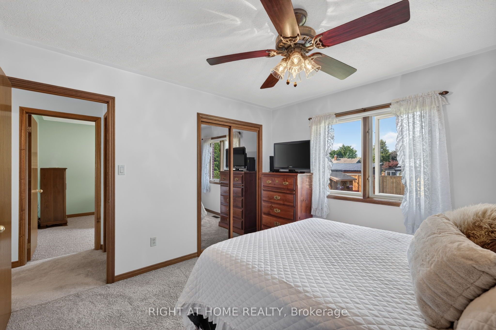 13 St Ladislaus Street Property Photo 19