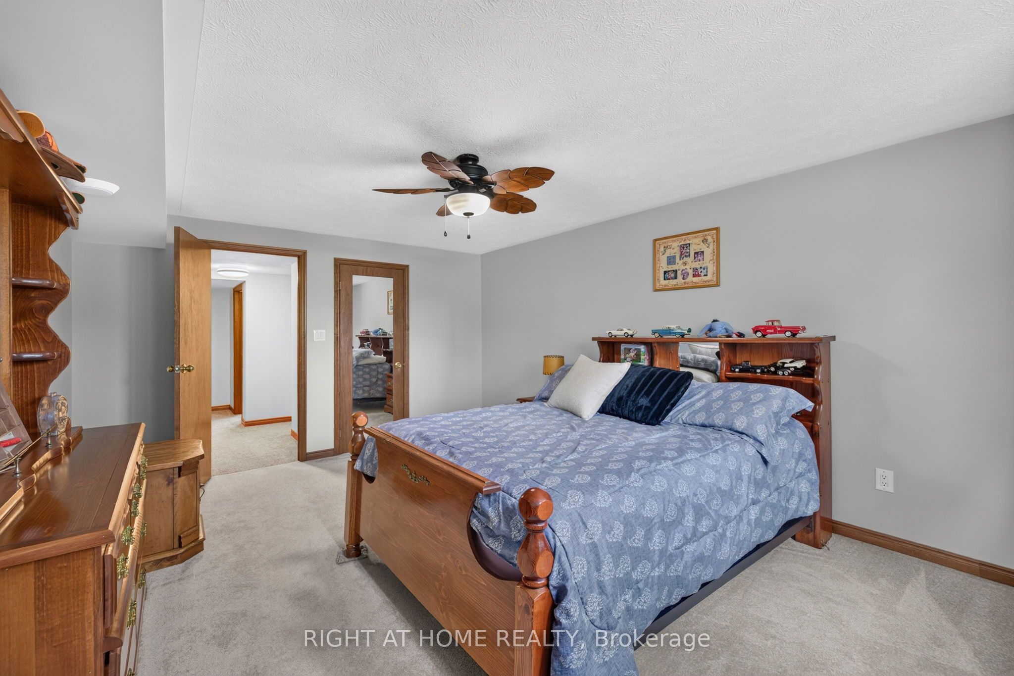13 St Ladislaus Street Property Photo 27