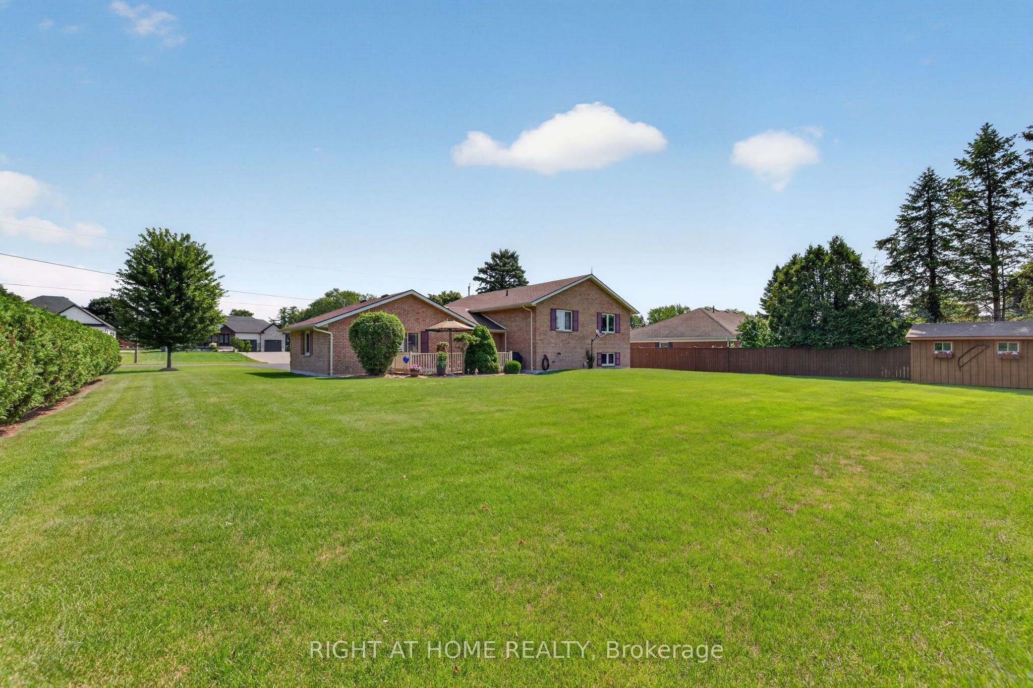 13 St Ladislaus Street Property Photo 36