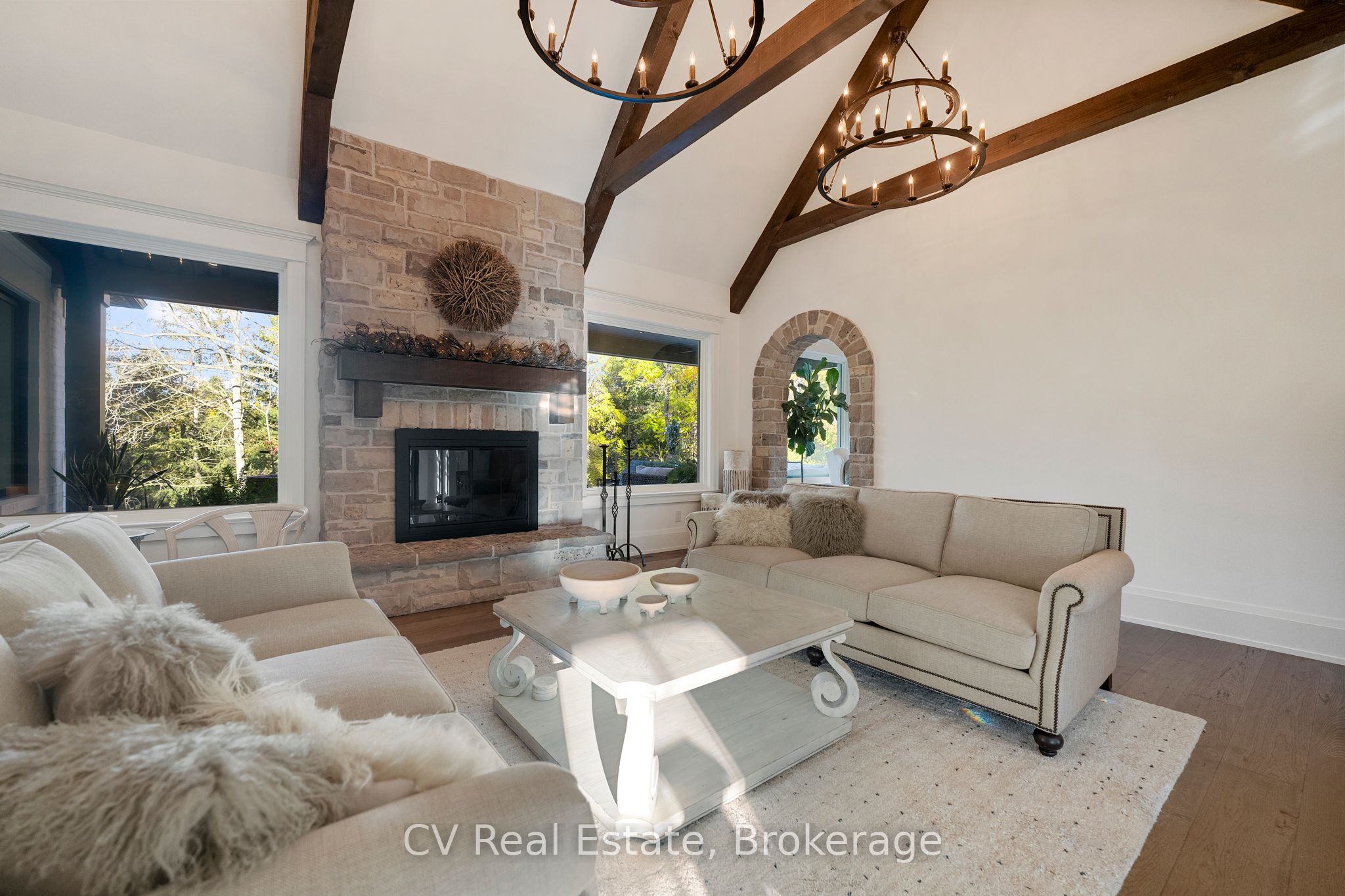 455 William Street Property Photo 23