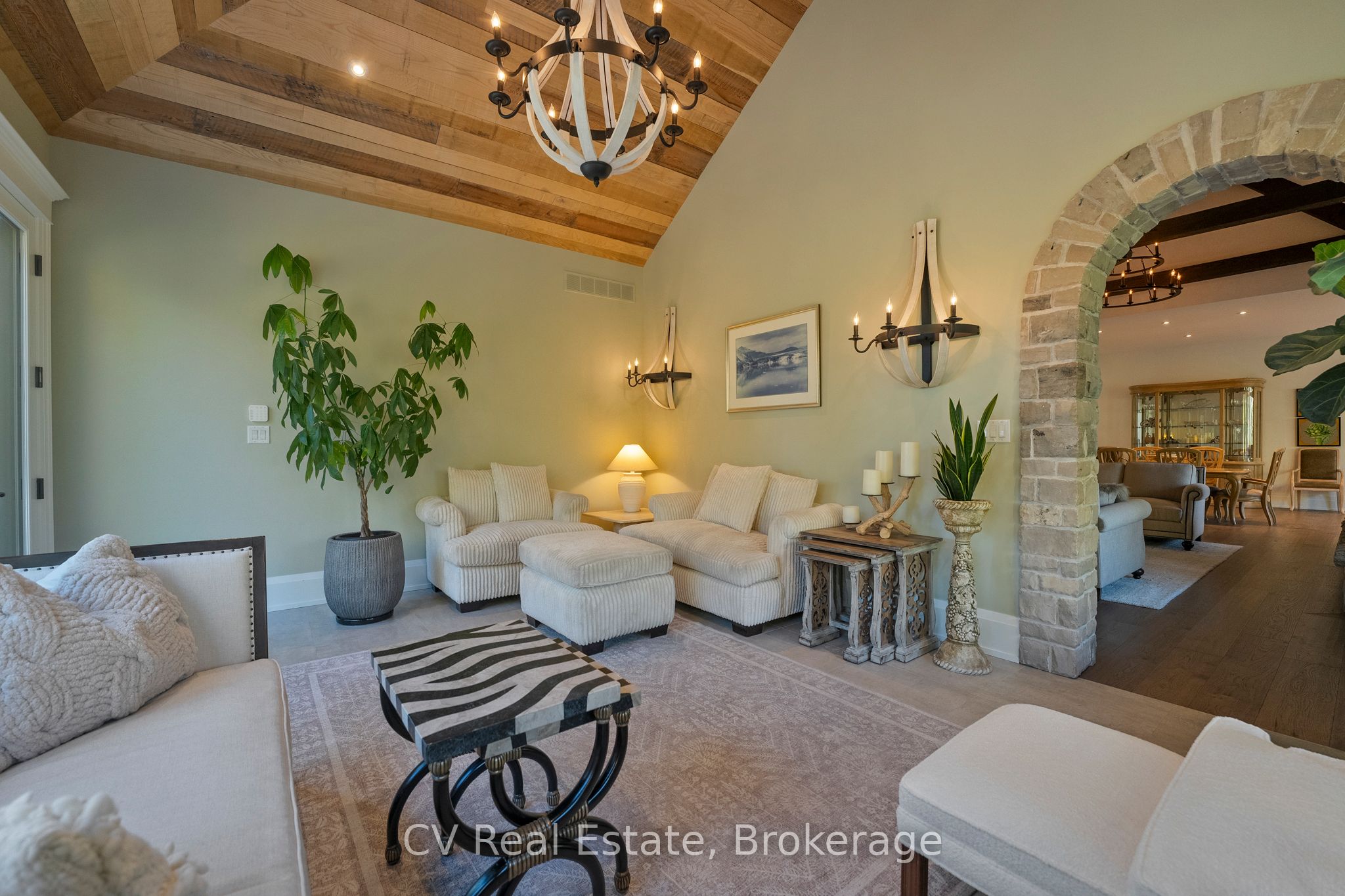 455 William Street Property Photo 28