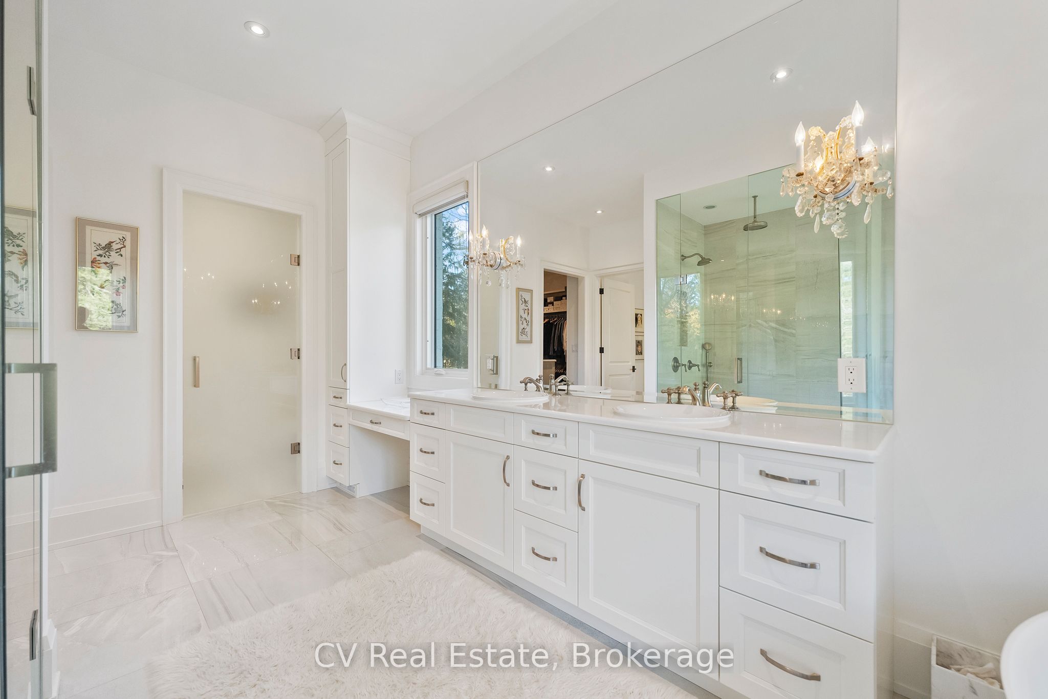 455 William Street Property Photo 30