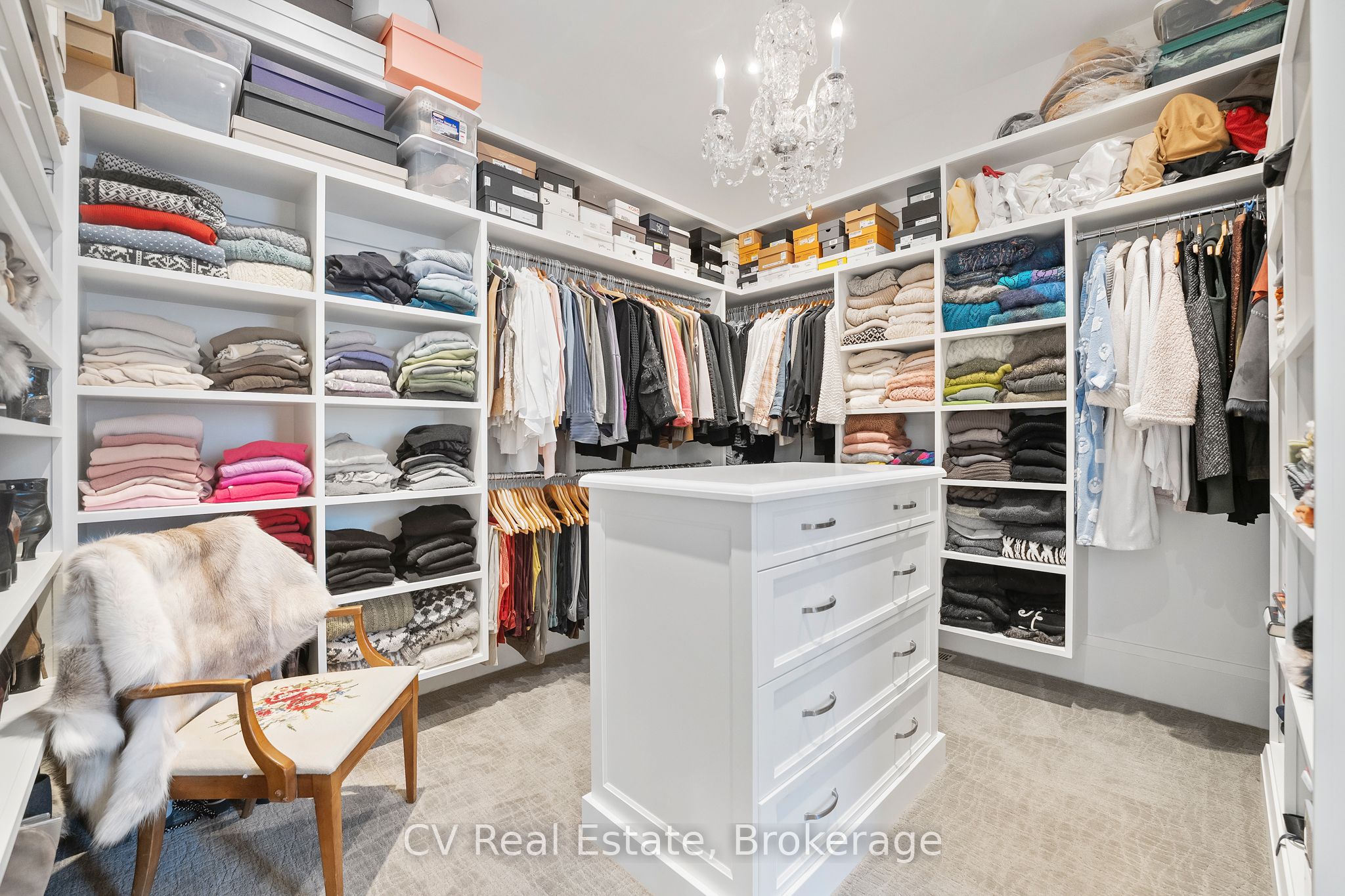 455 William Street Property Photo 32