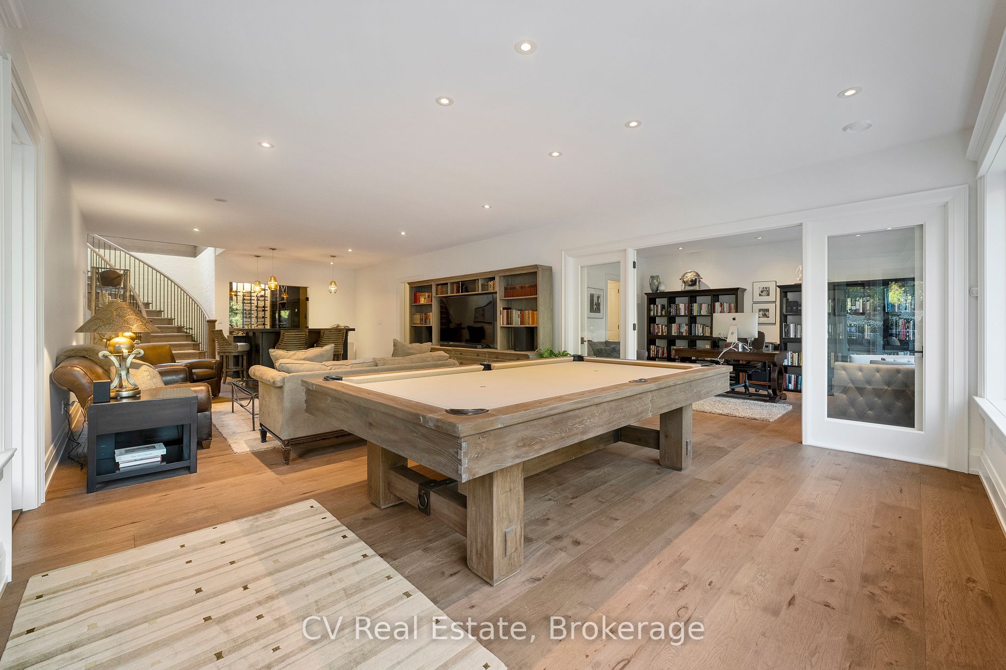 455 William Street Property Photo 37