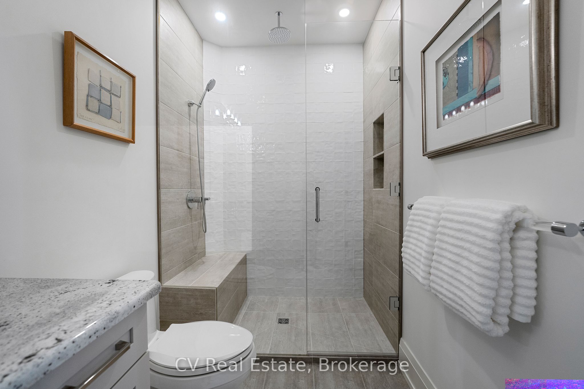 455 William Street Property Photo 43