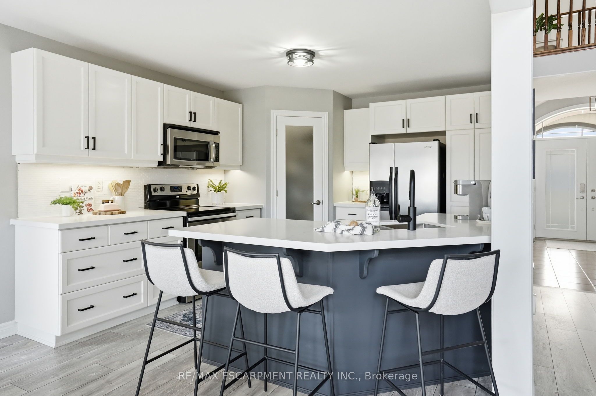 160 Festival Way Property Photo 11