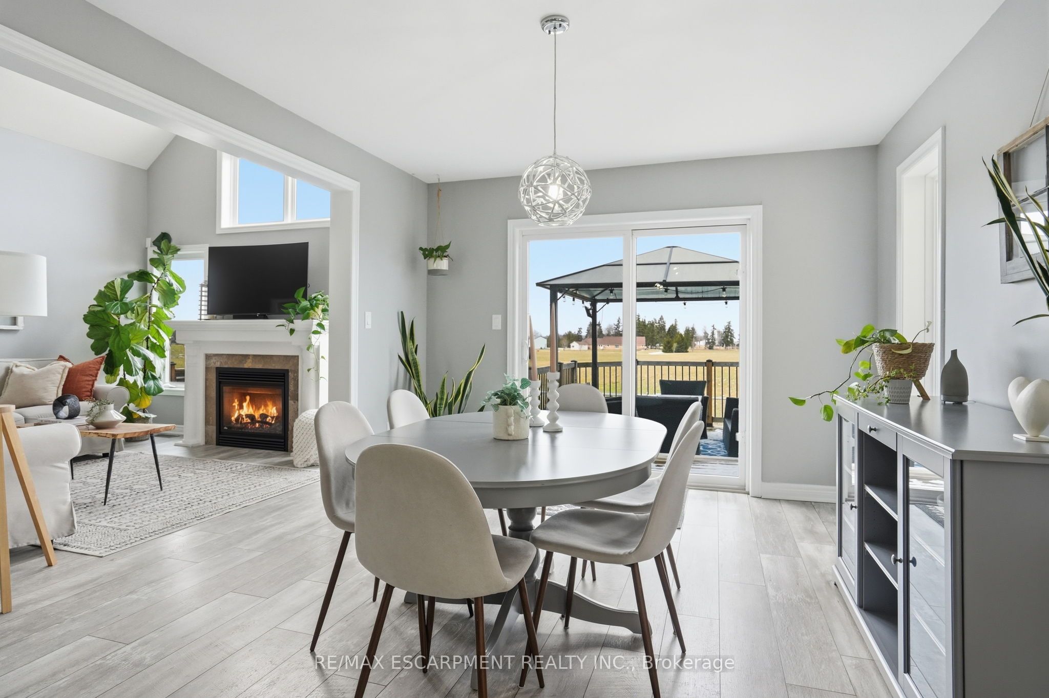 160 Festival Way Property Photo 13