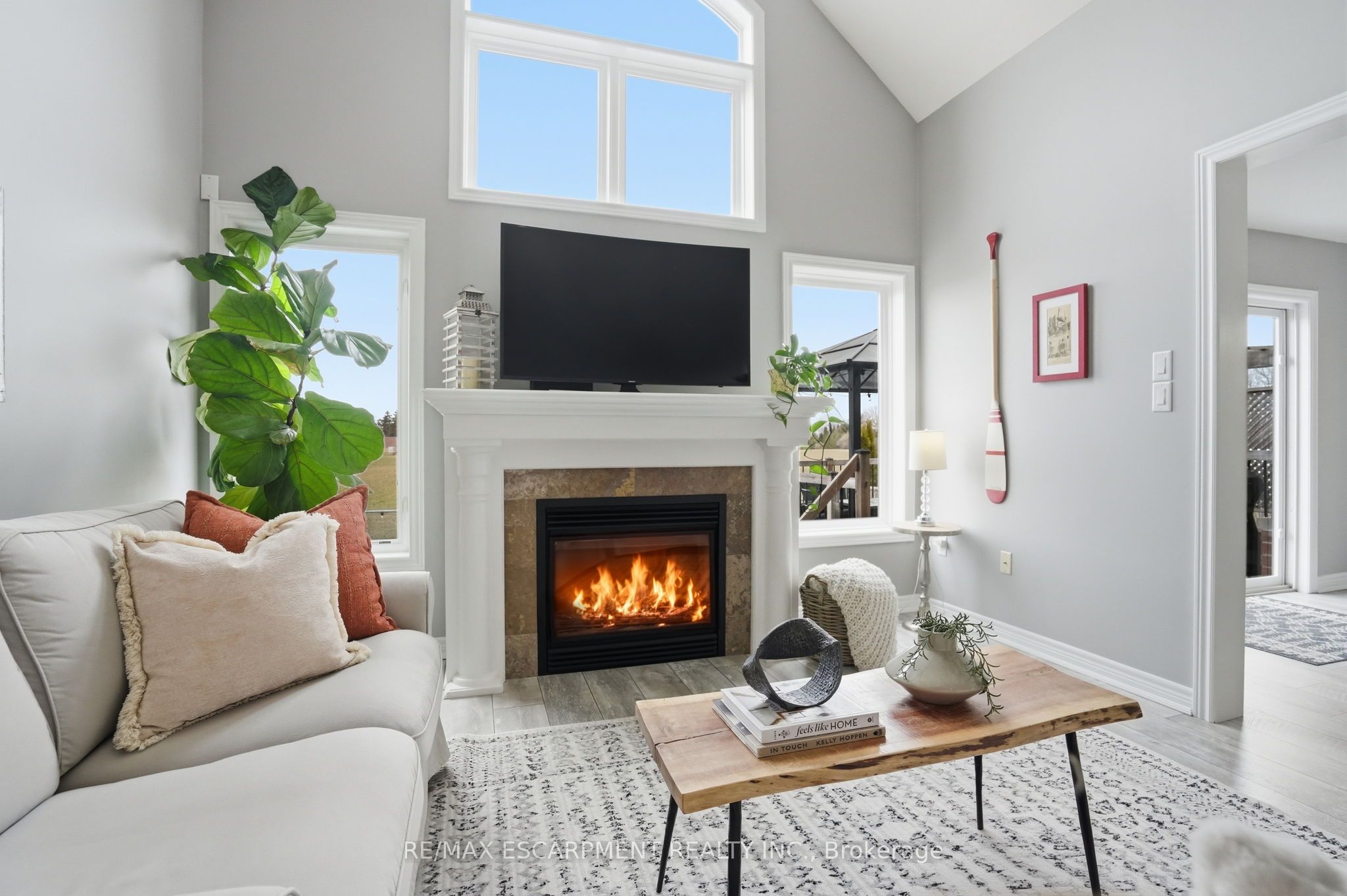 160 Festival Way Property Photo 15