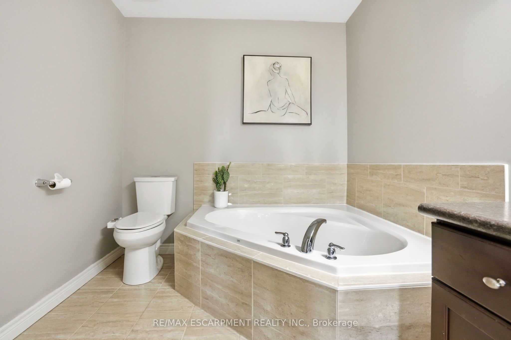 160 Festival Way Property Photo 20