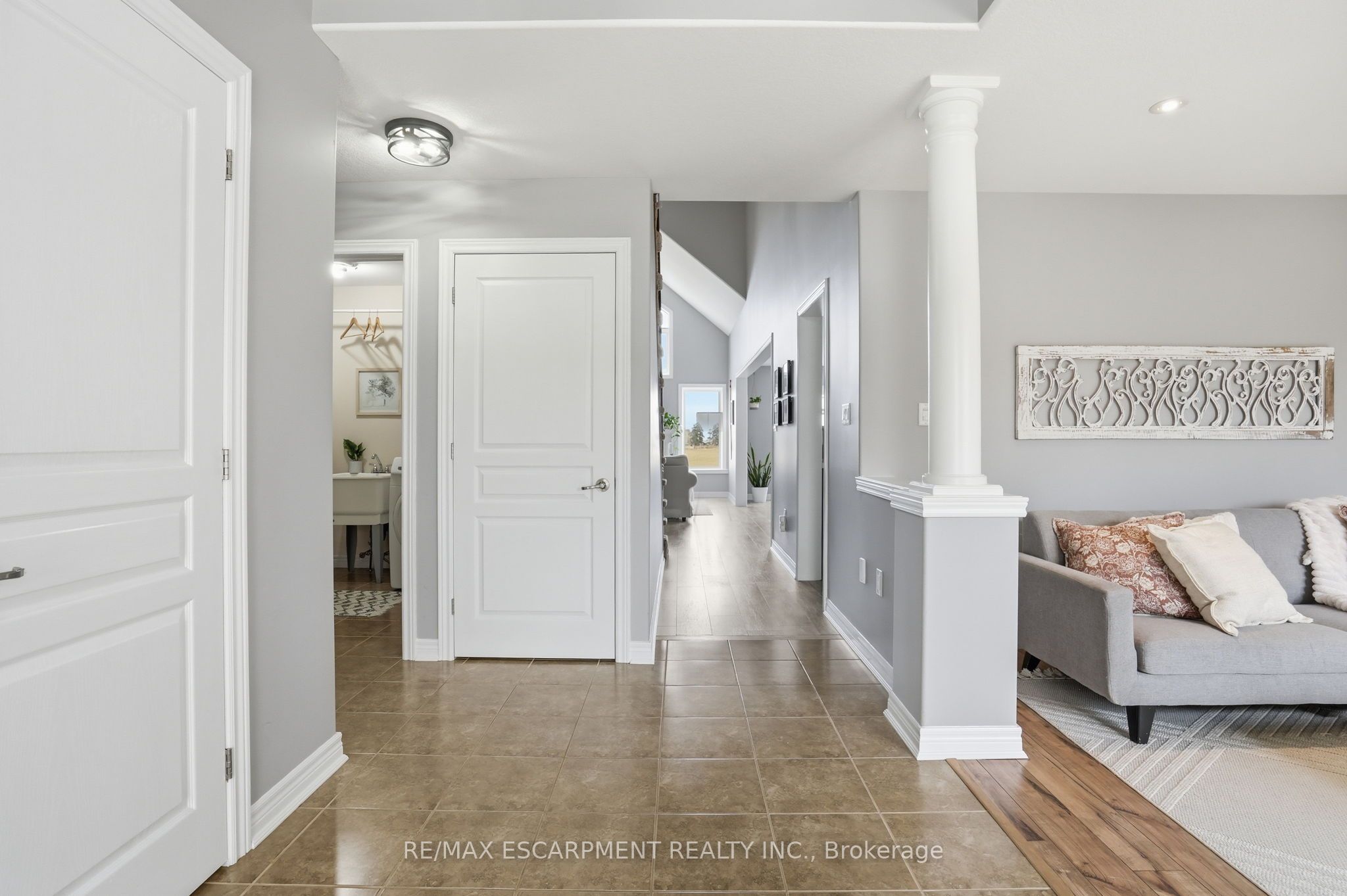 160 Festival Way Property Photo 22