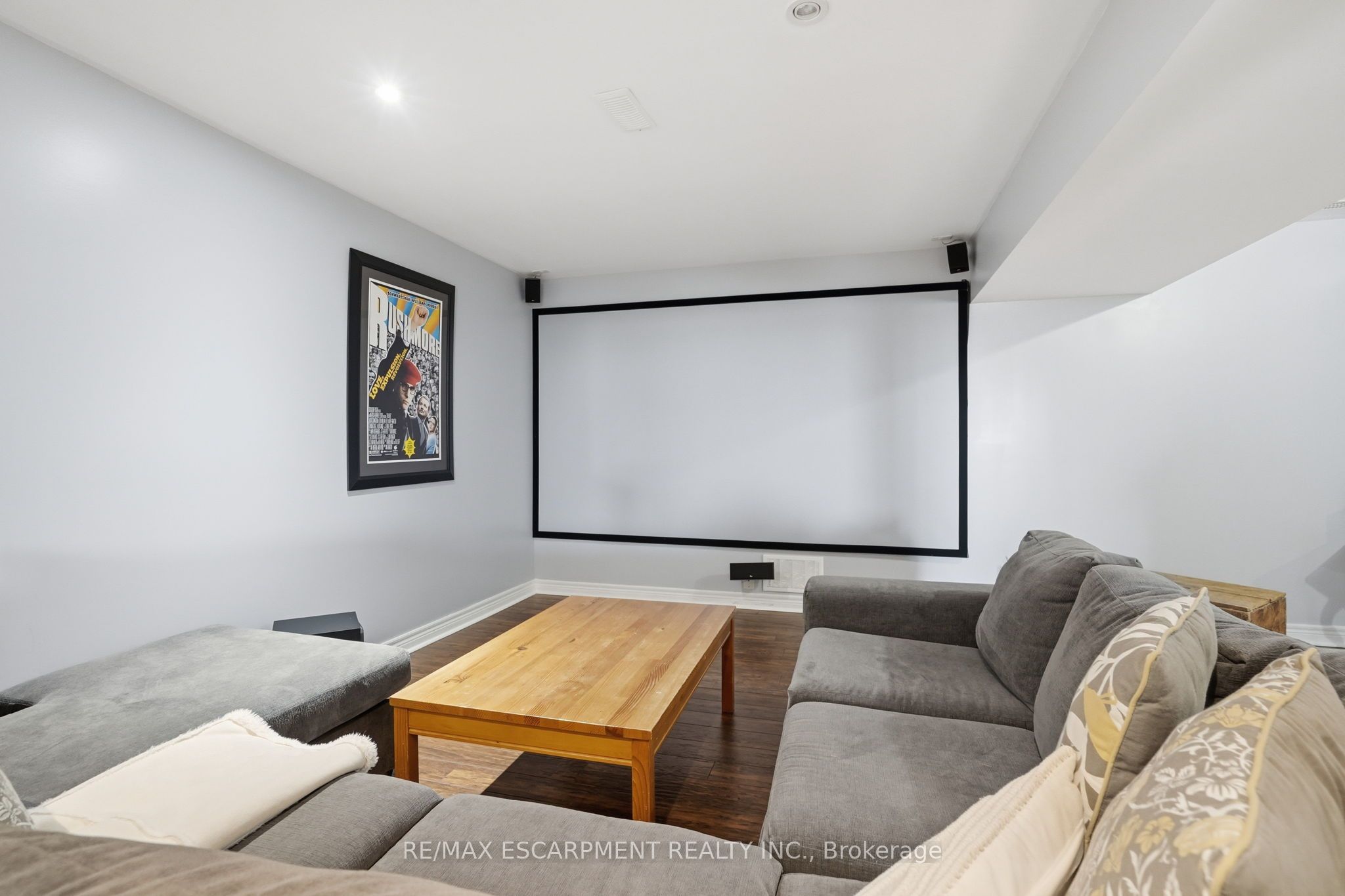 160 Festival Way Property Photo 35