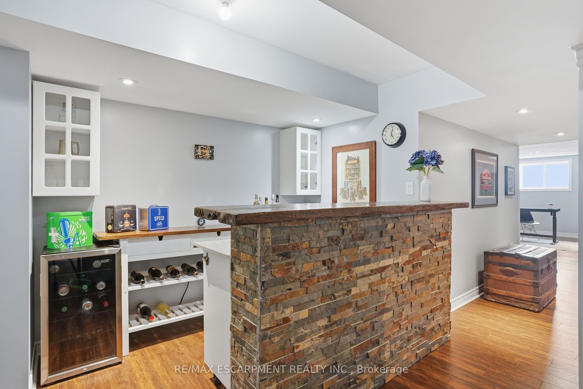 160 Festival Way Property Photo 37