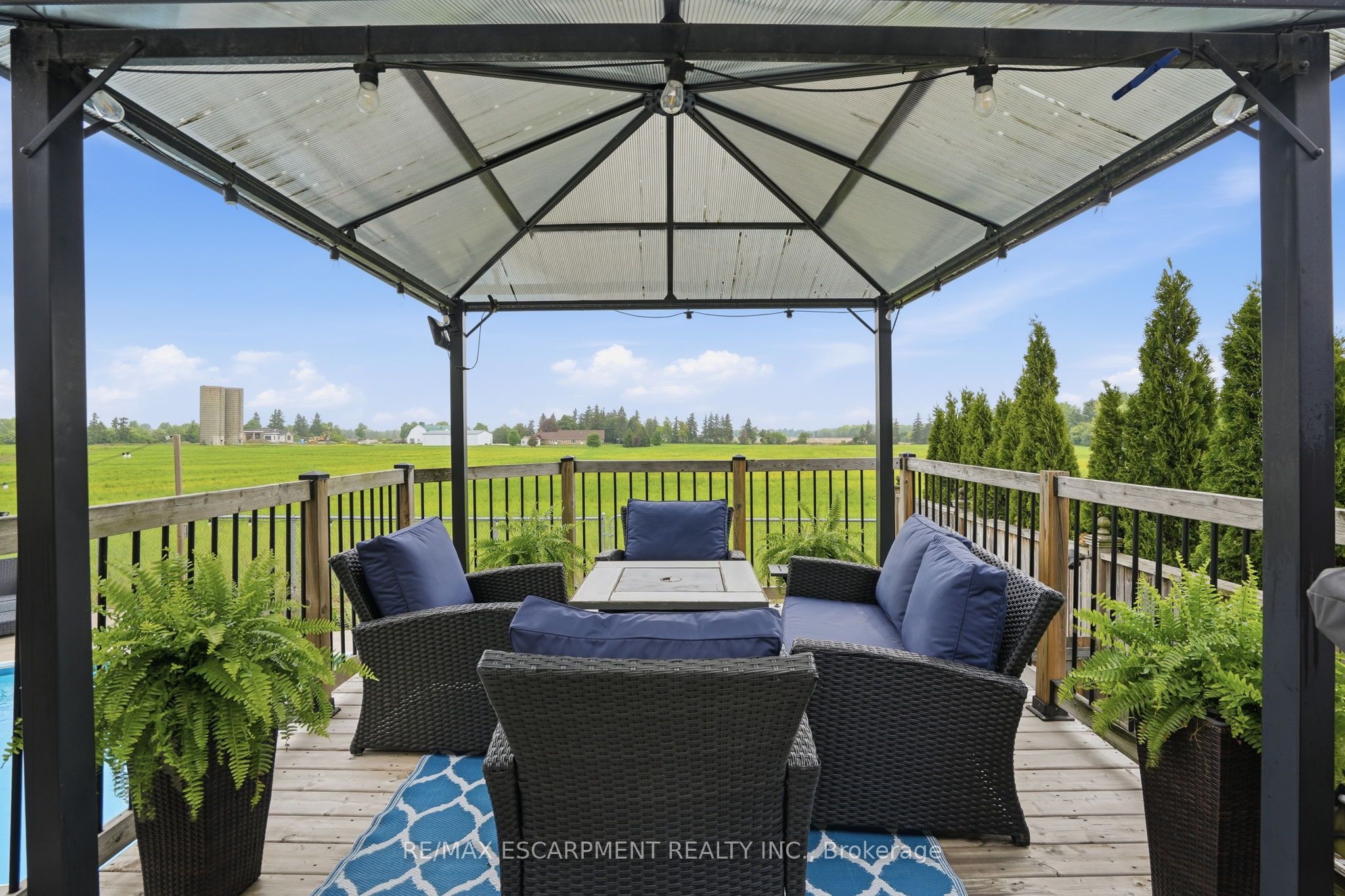 160 Festival Way Property Photo 44