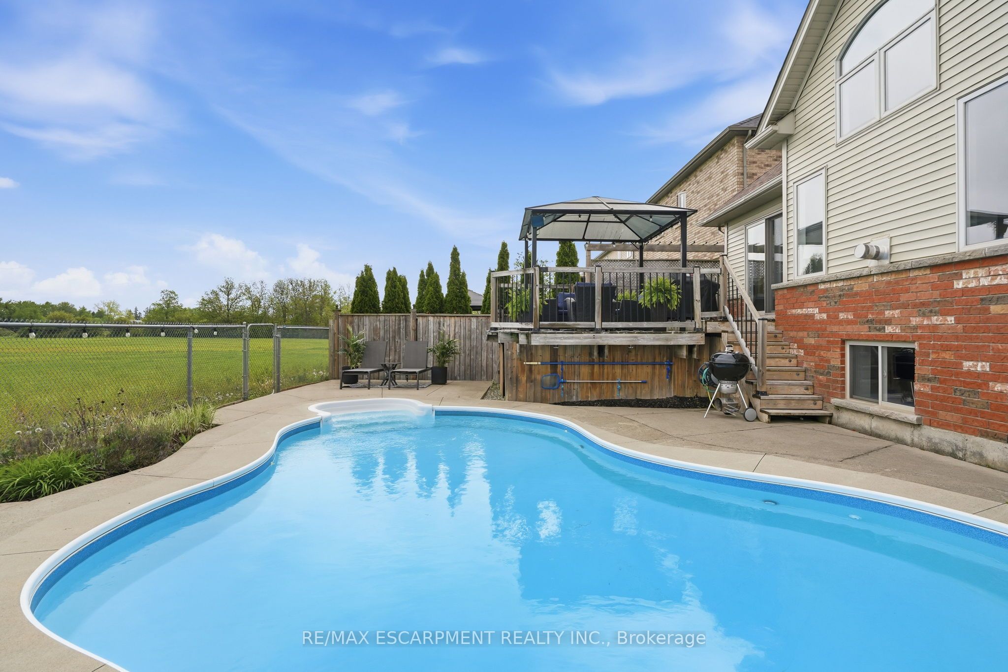 160 Festival Way Property Photo 47