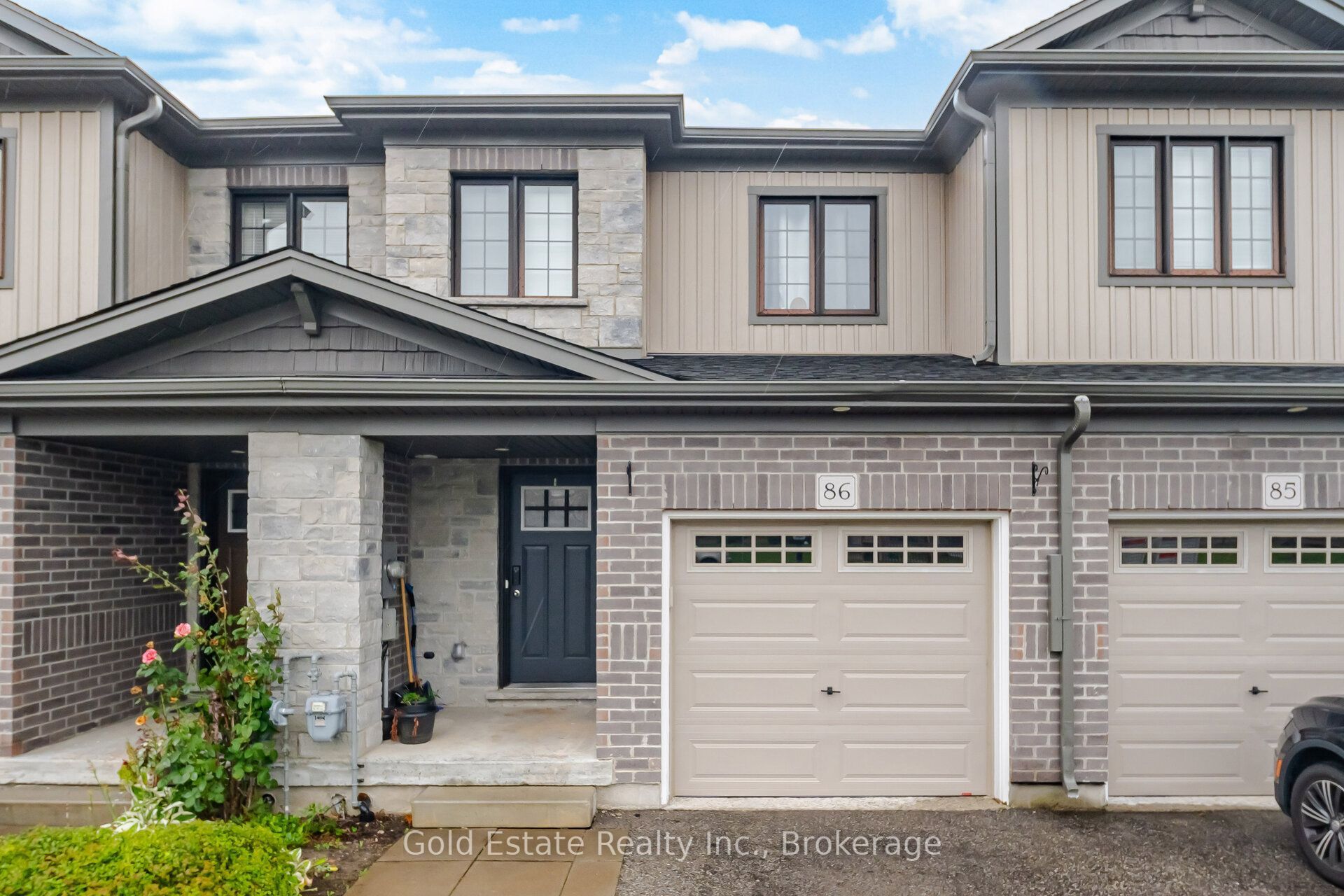 135 Hardcastle Drive 86 Property Photo 1
