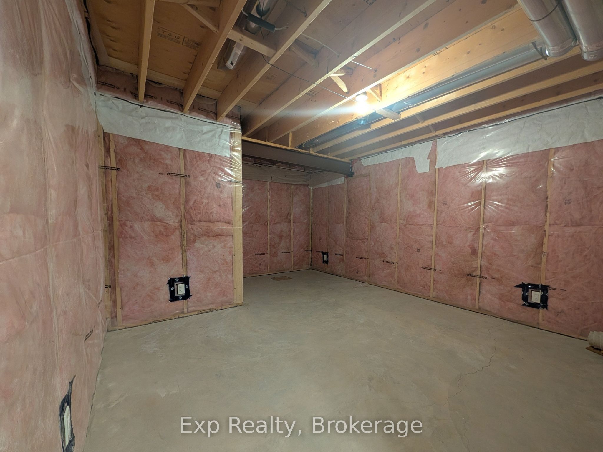 76 Covington Crescent Property Photo 26