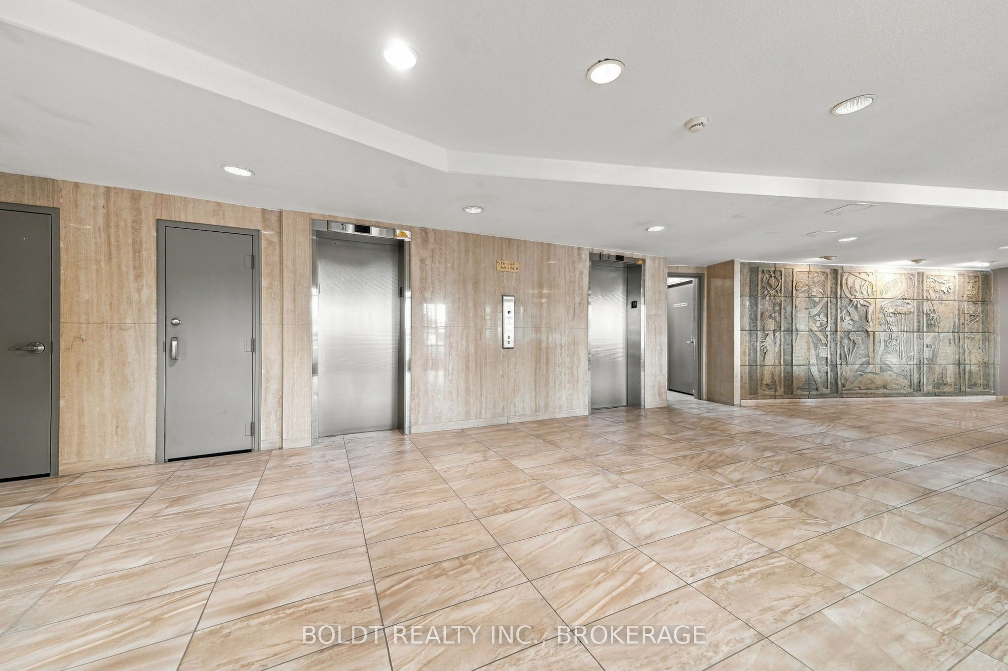 35 Towering Heights Boulevard 1008 Property Photo 9