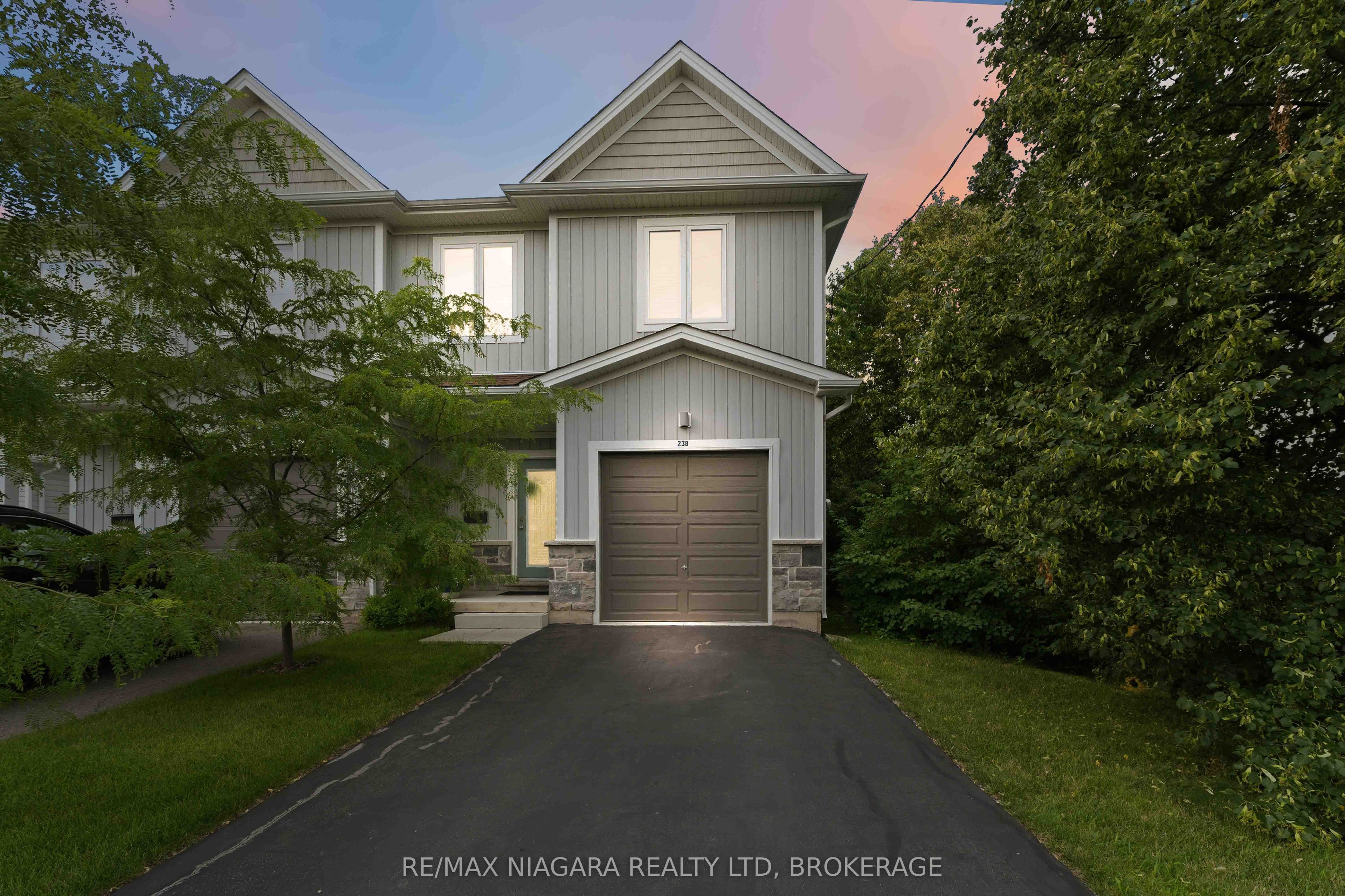 23b Bloomfield Avenue Property Photo 1