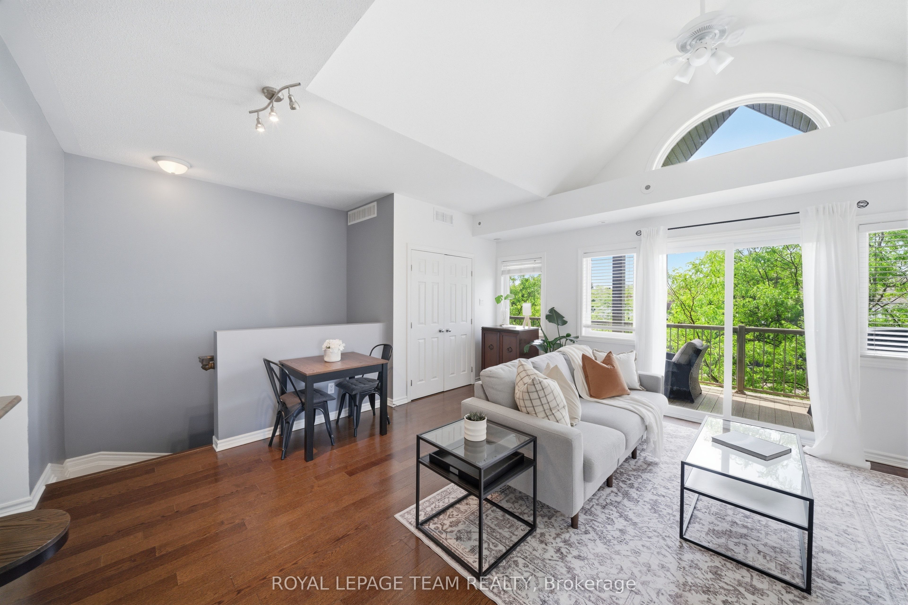 165 Waterbridge Drive 9 Property Photo 6