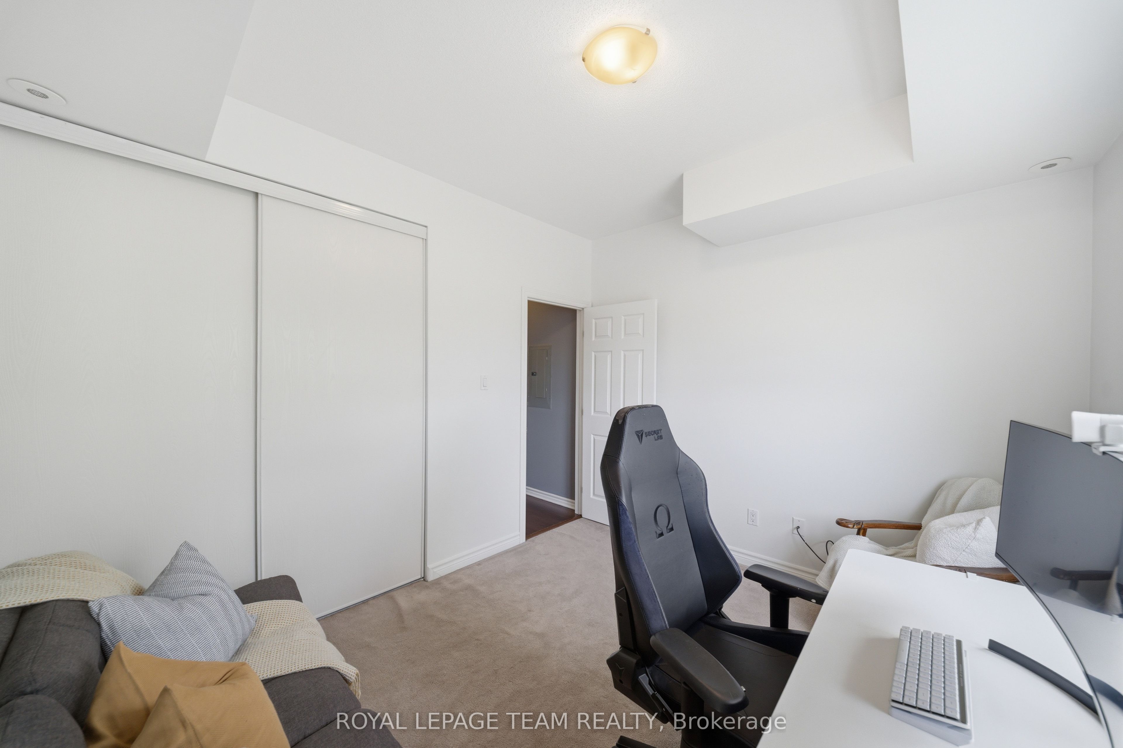 165 Waterbridge Drive 9 Property Photo 15