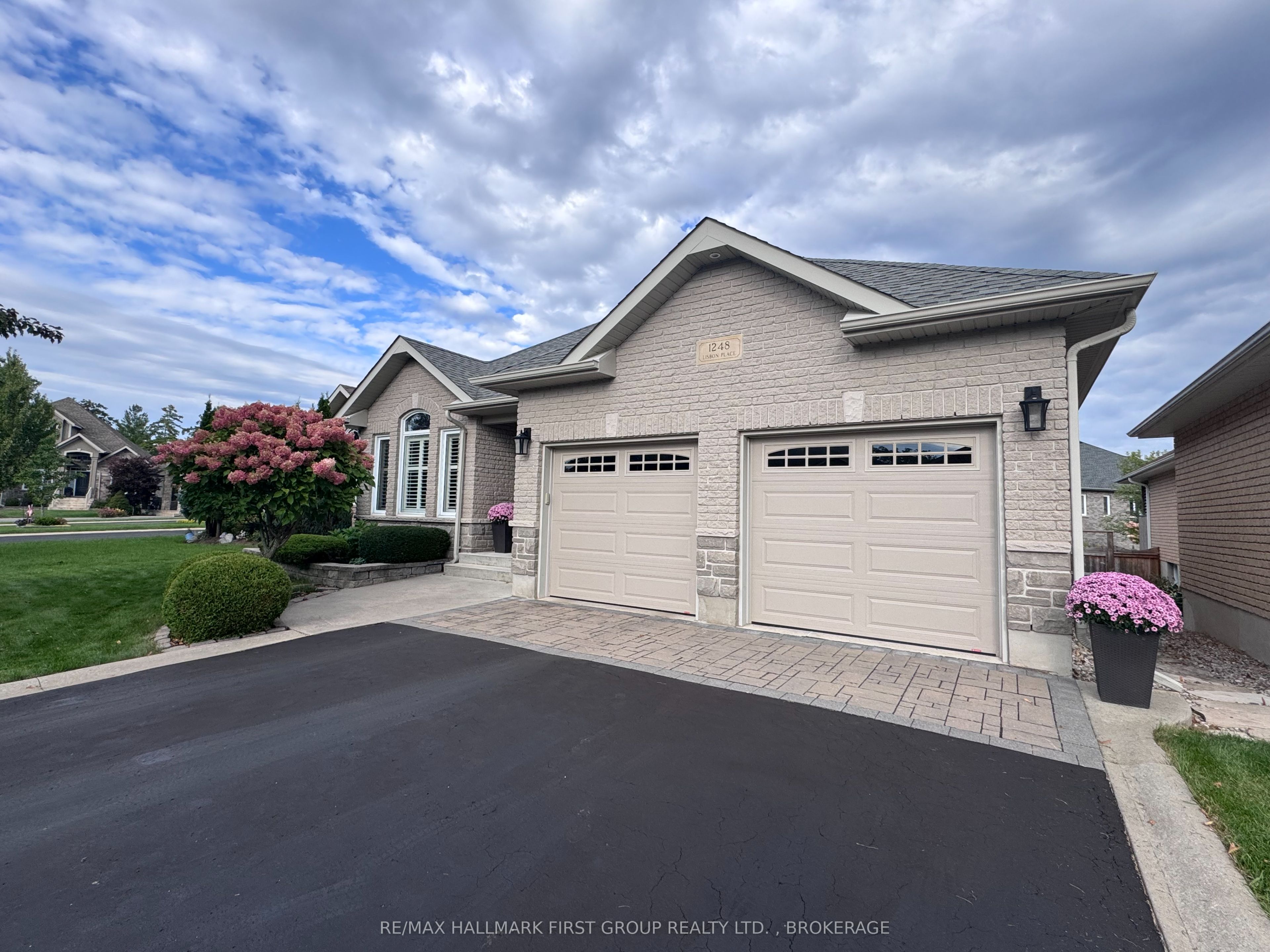 1248 Lisbon Place Property Photo 1