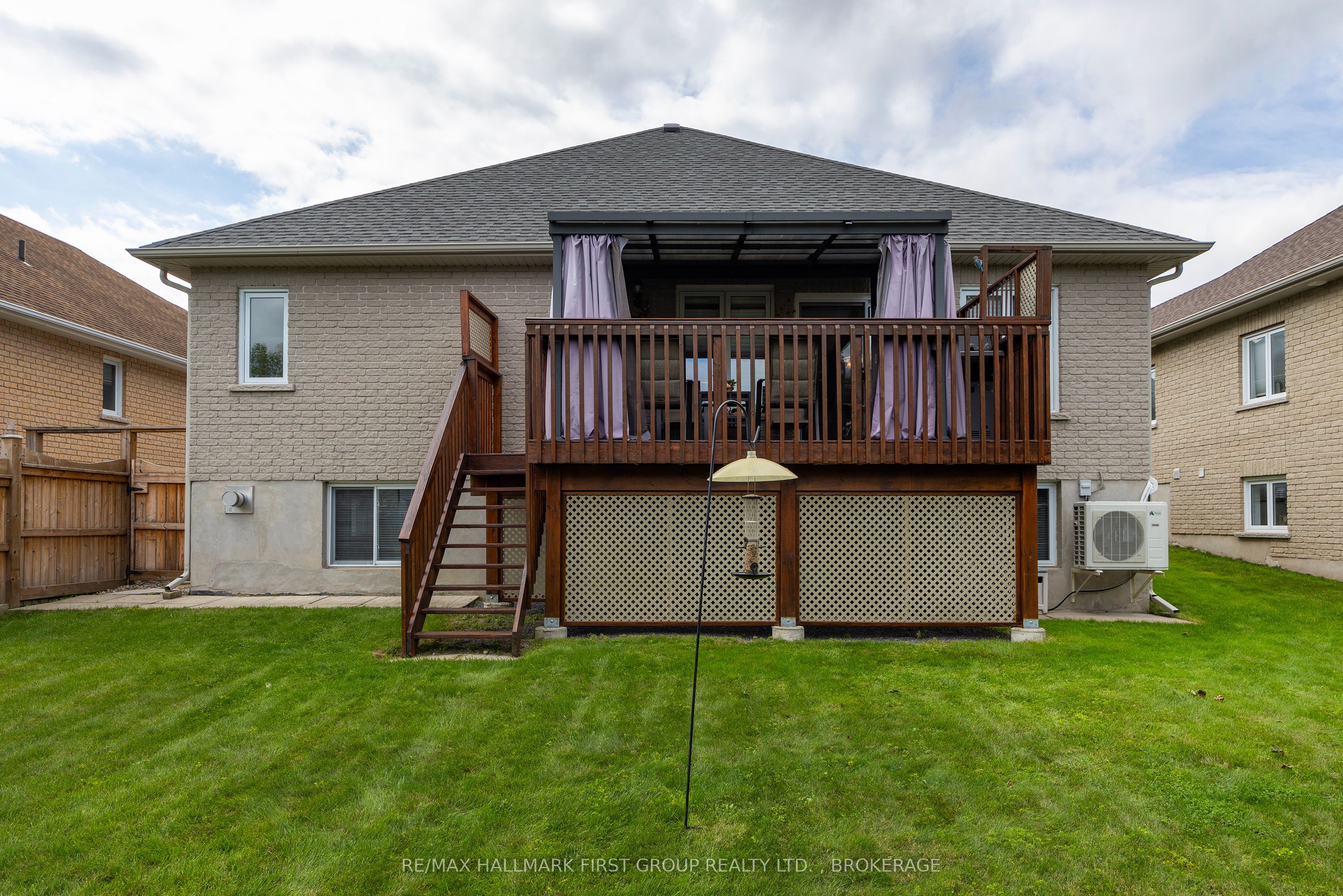 1248 Lisbon Place Property Photo 3