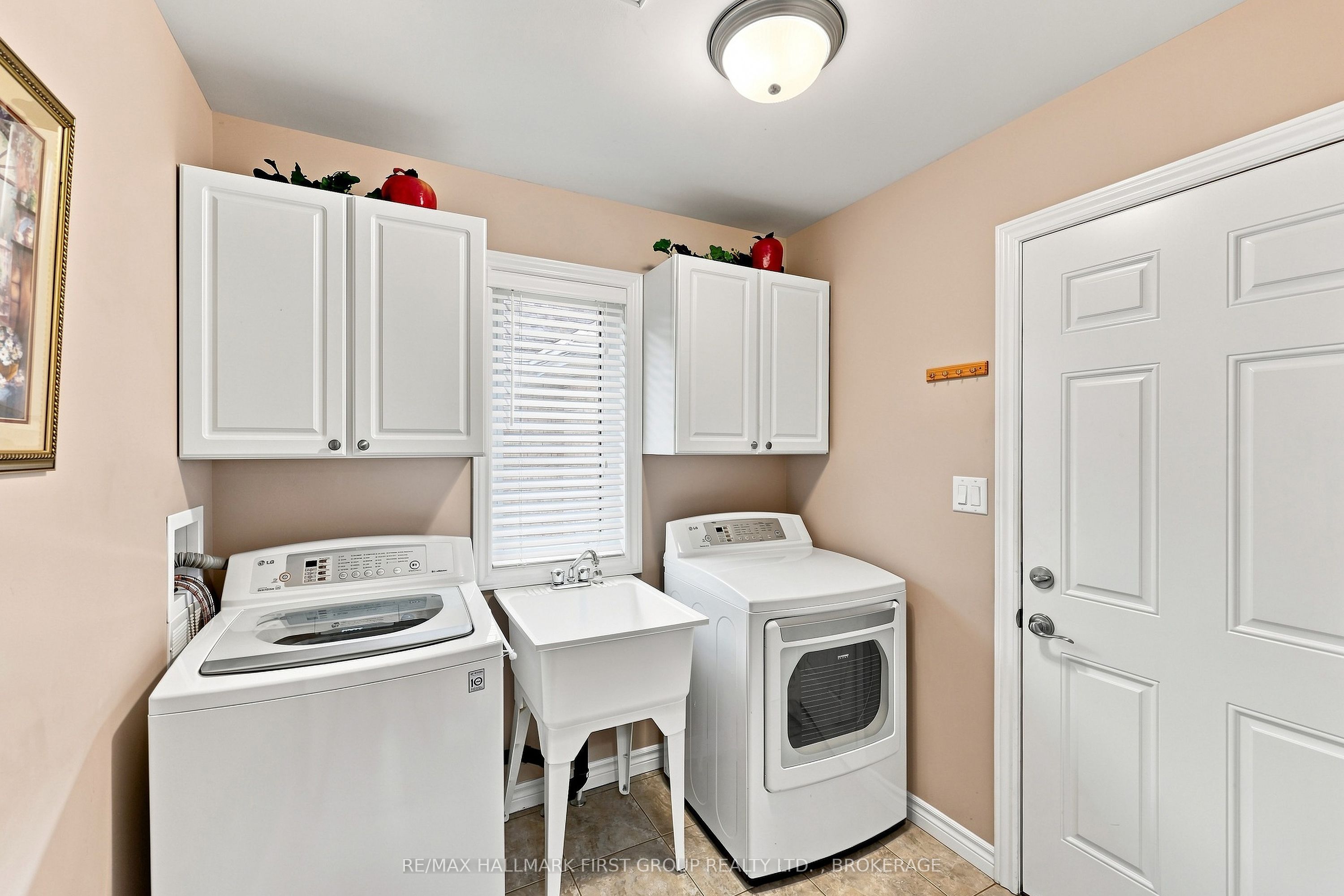 1248 Lisbon Place Property Photo 25