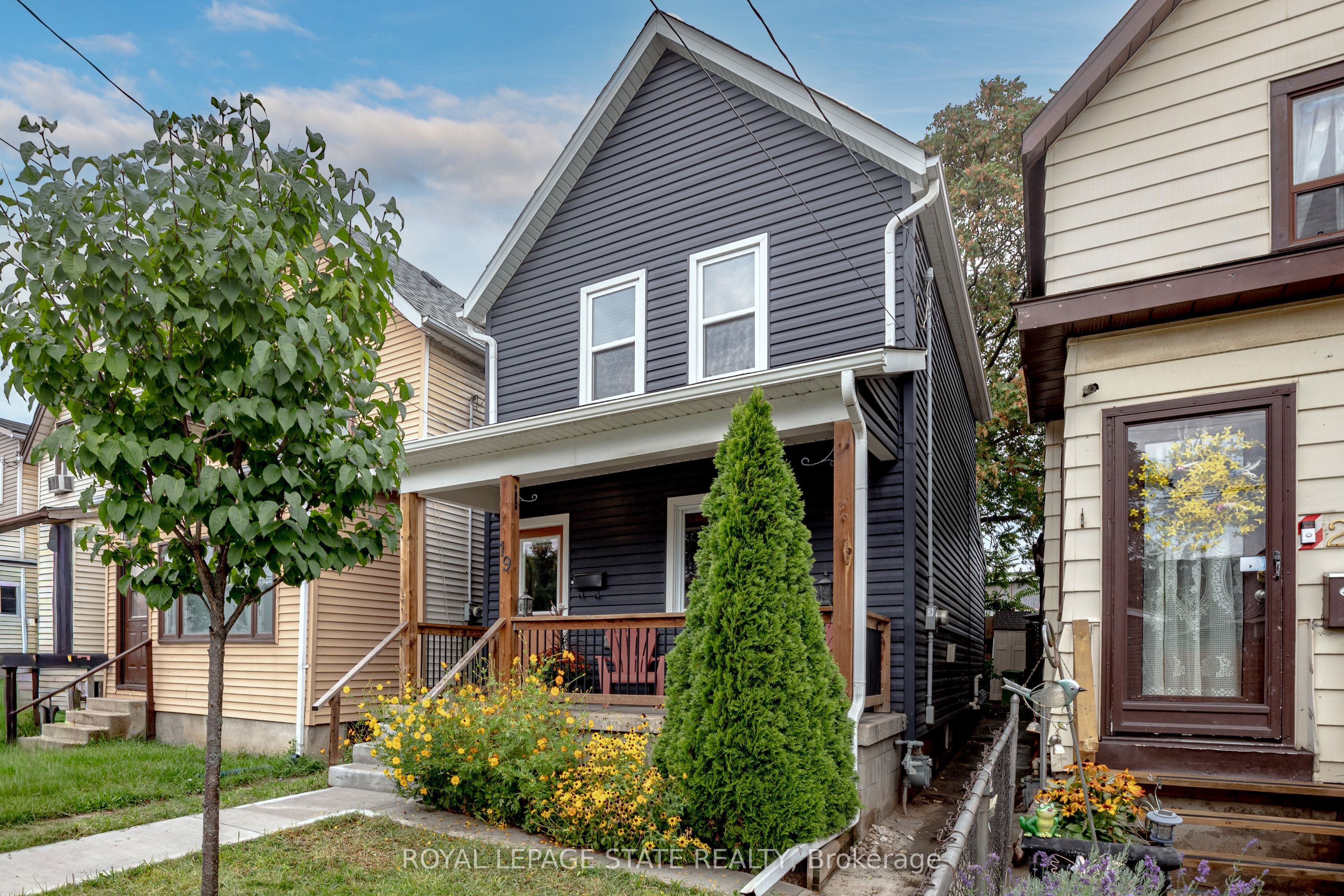 19 Land Street Property Photo 1