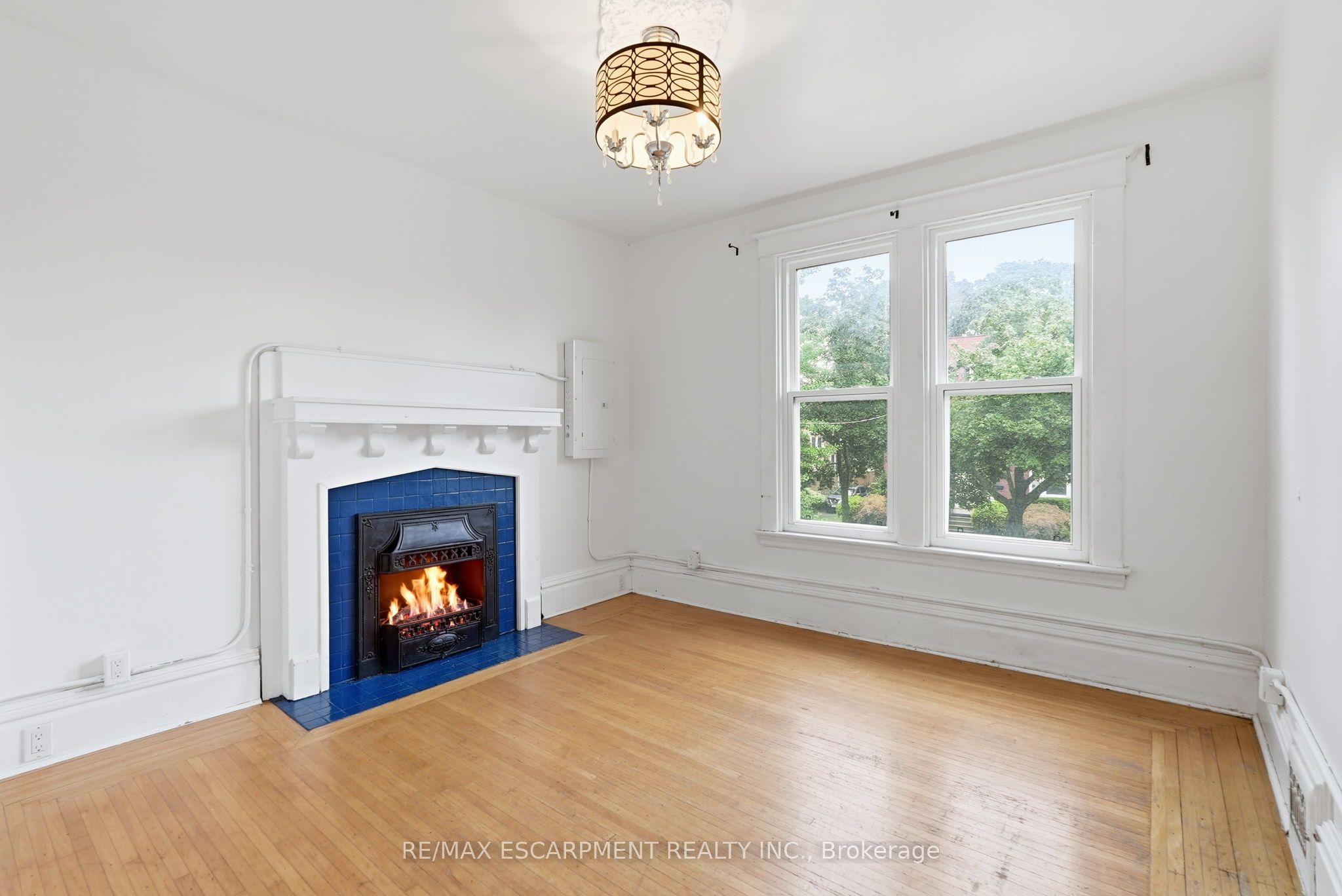 63 Melrose Avenue S Property Photo 19