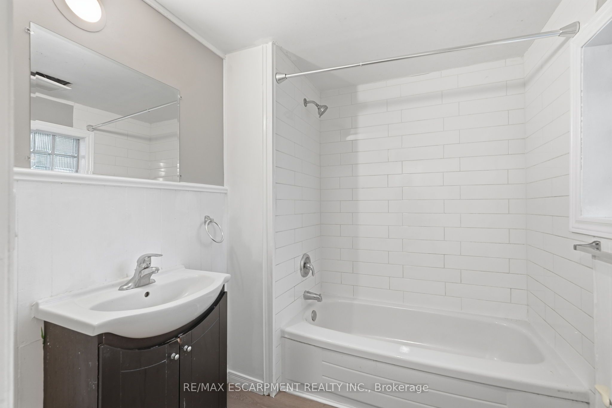 63 Melrose Avenue S Property Photo 36