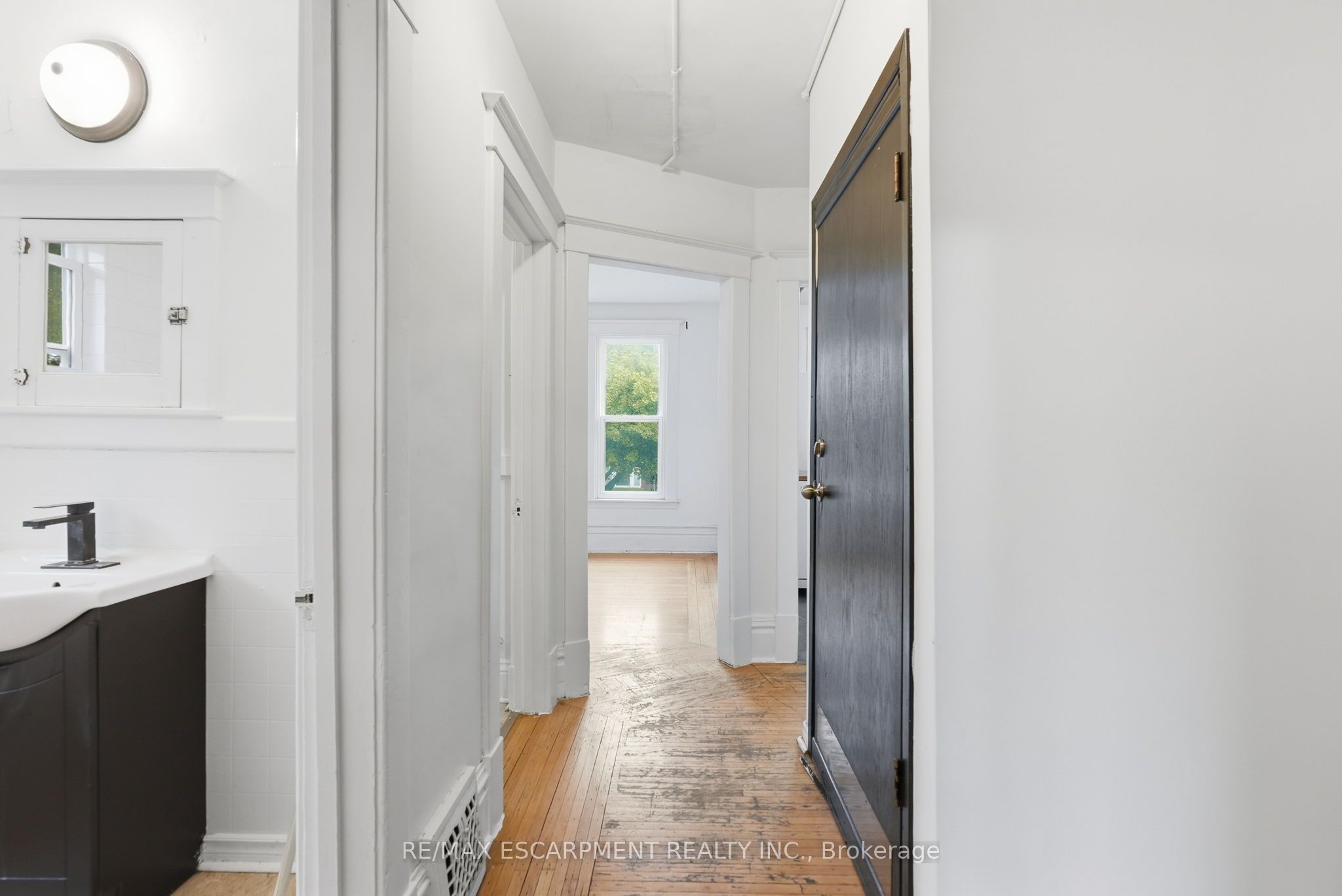 63 Melrose Avenue S Property Photo 38