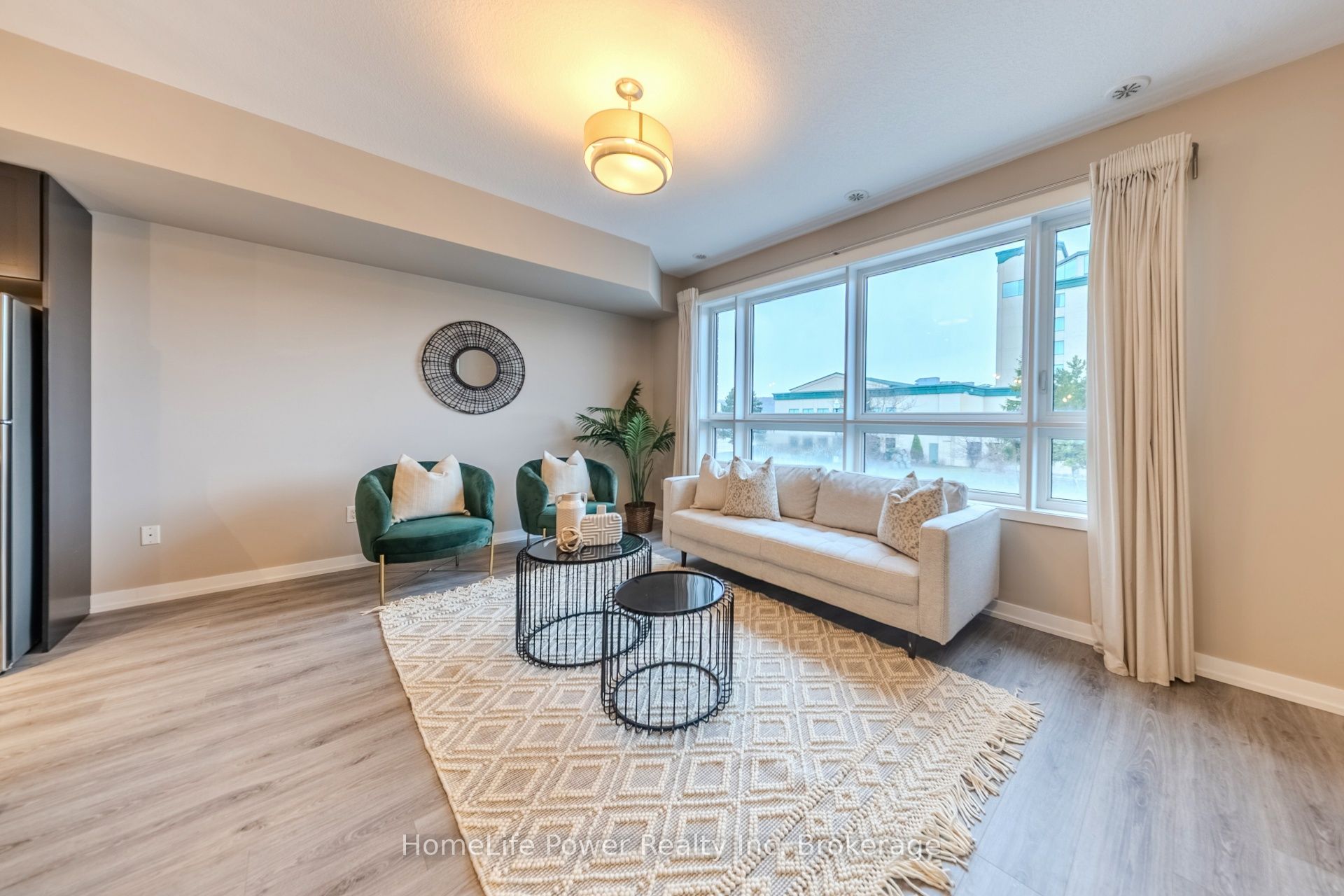 79 Esplanade Lane Property Photo 6