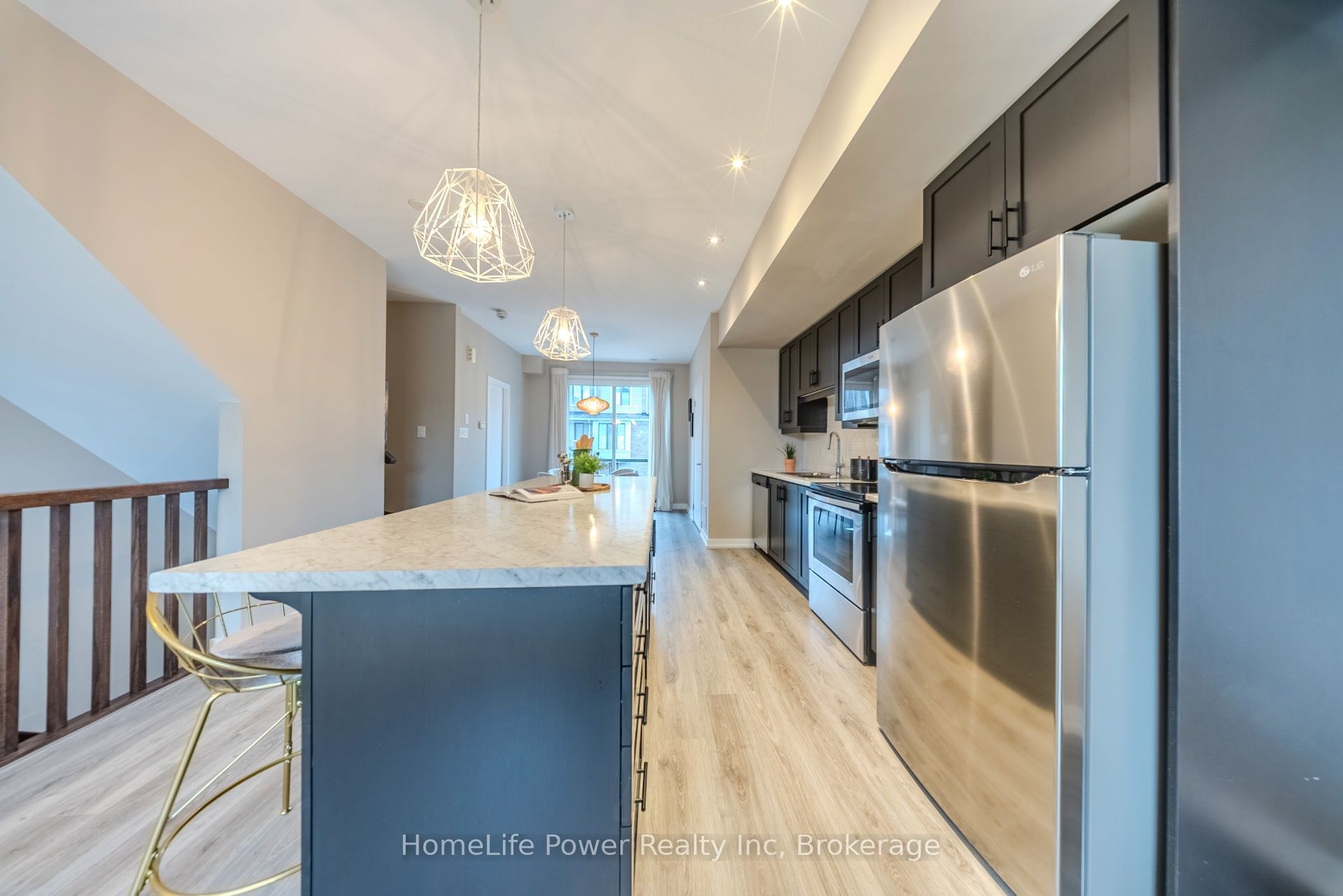 79 Esplanade Lane Property Photo 10