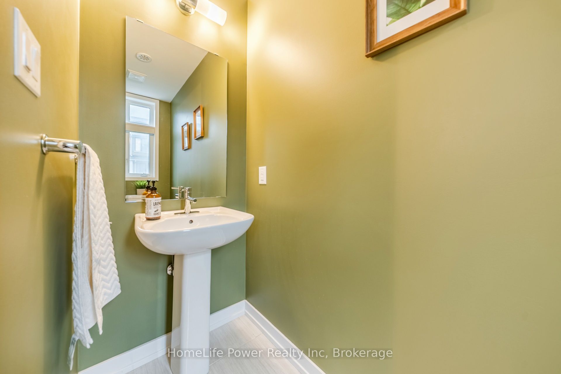 79 Esplanade Lane Property Photo 15