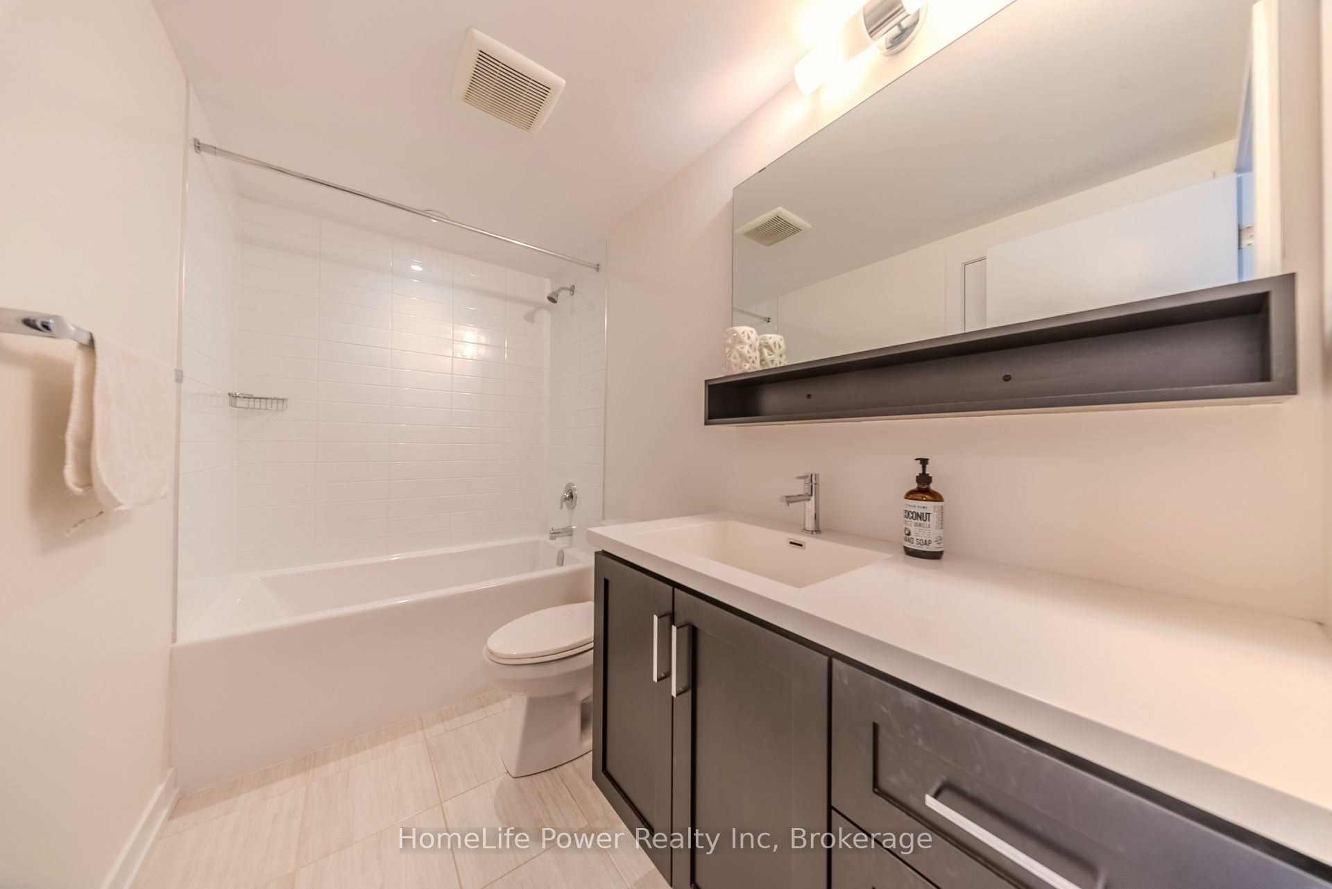 79 Esplanade Lane Property Photo 23