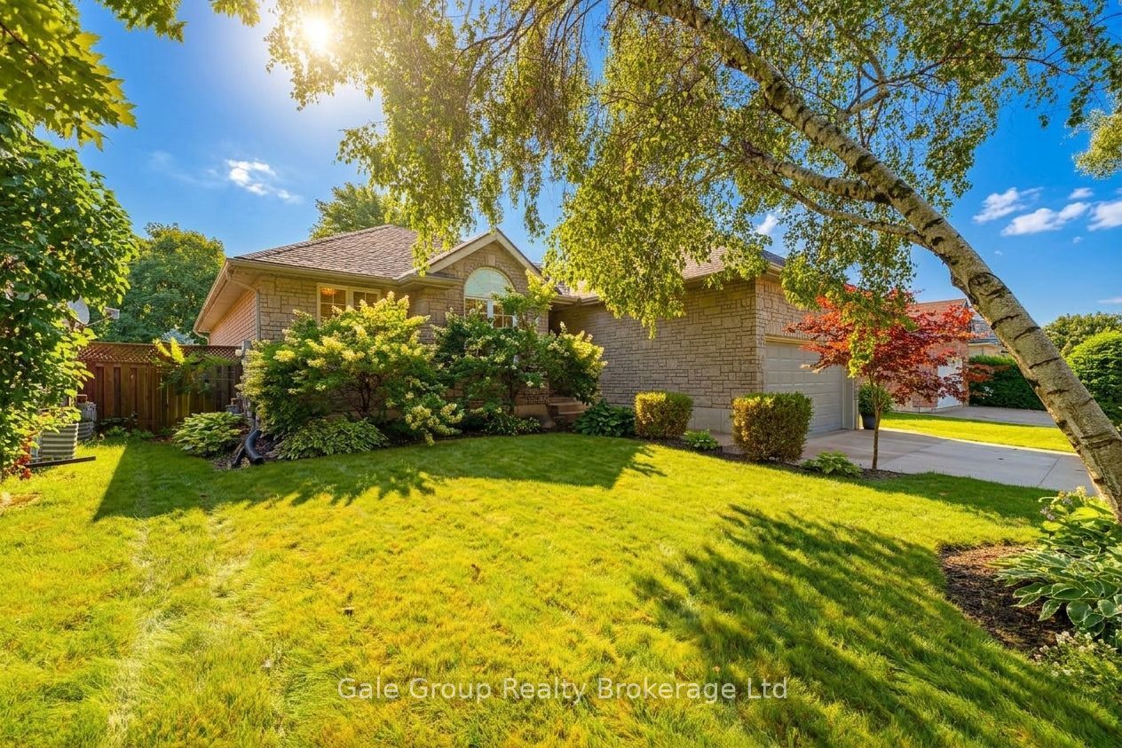471 Ontario Street Property Photo 1