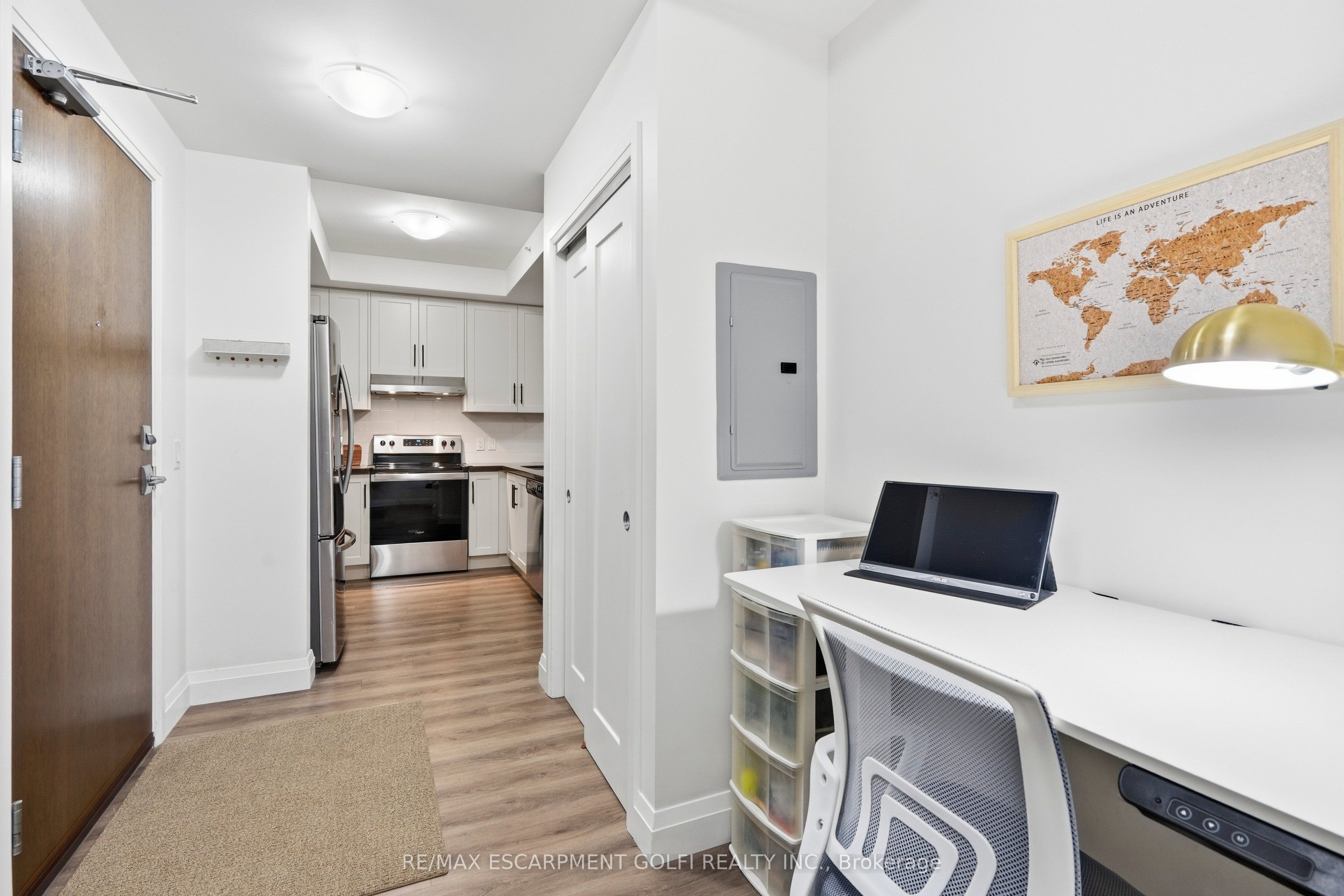30 Hamilton Street S 501 Property Photo 17