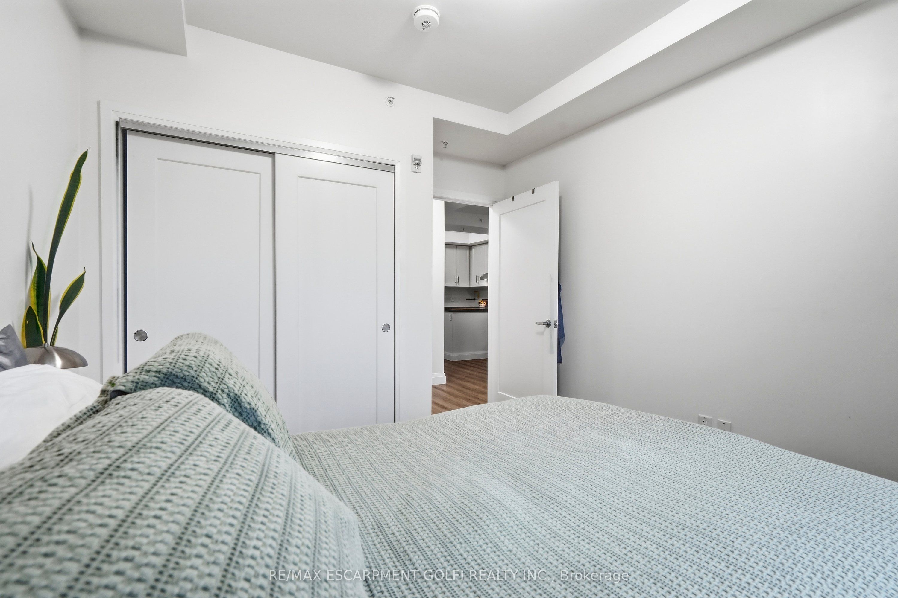 30 Hamilton Street S 501 Property Photo 20