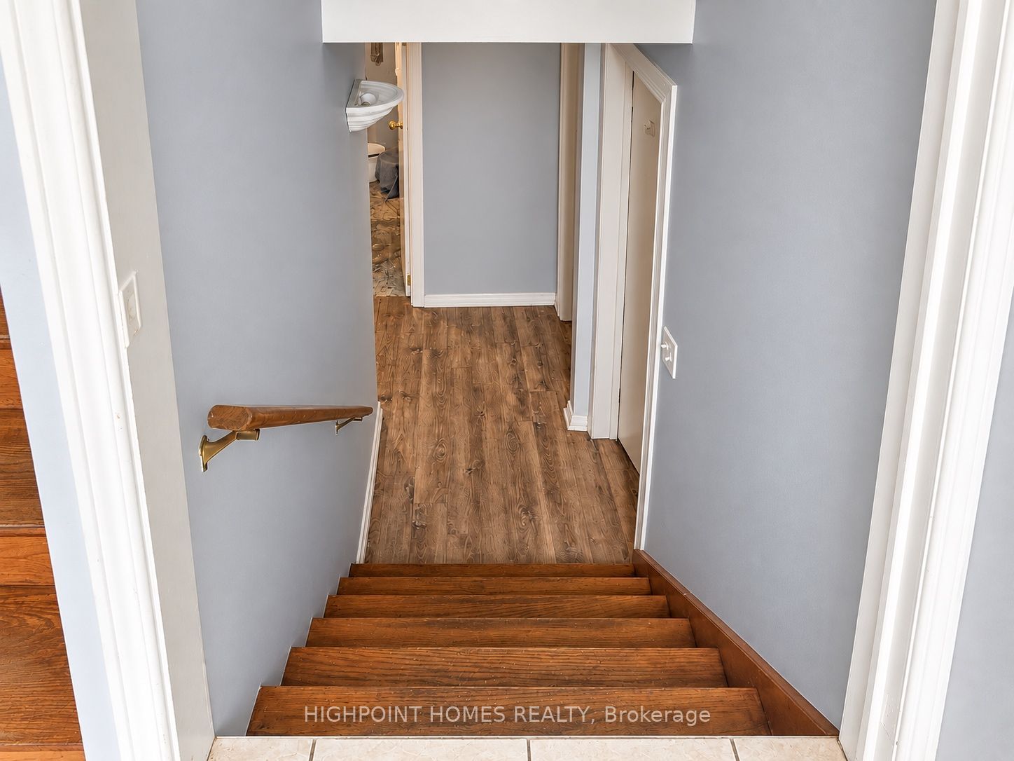 560 Glen Forrest Boulevard Property Photo 21