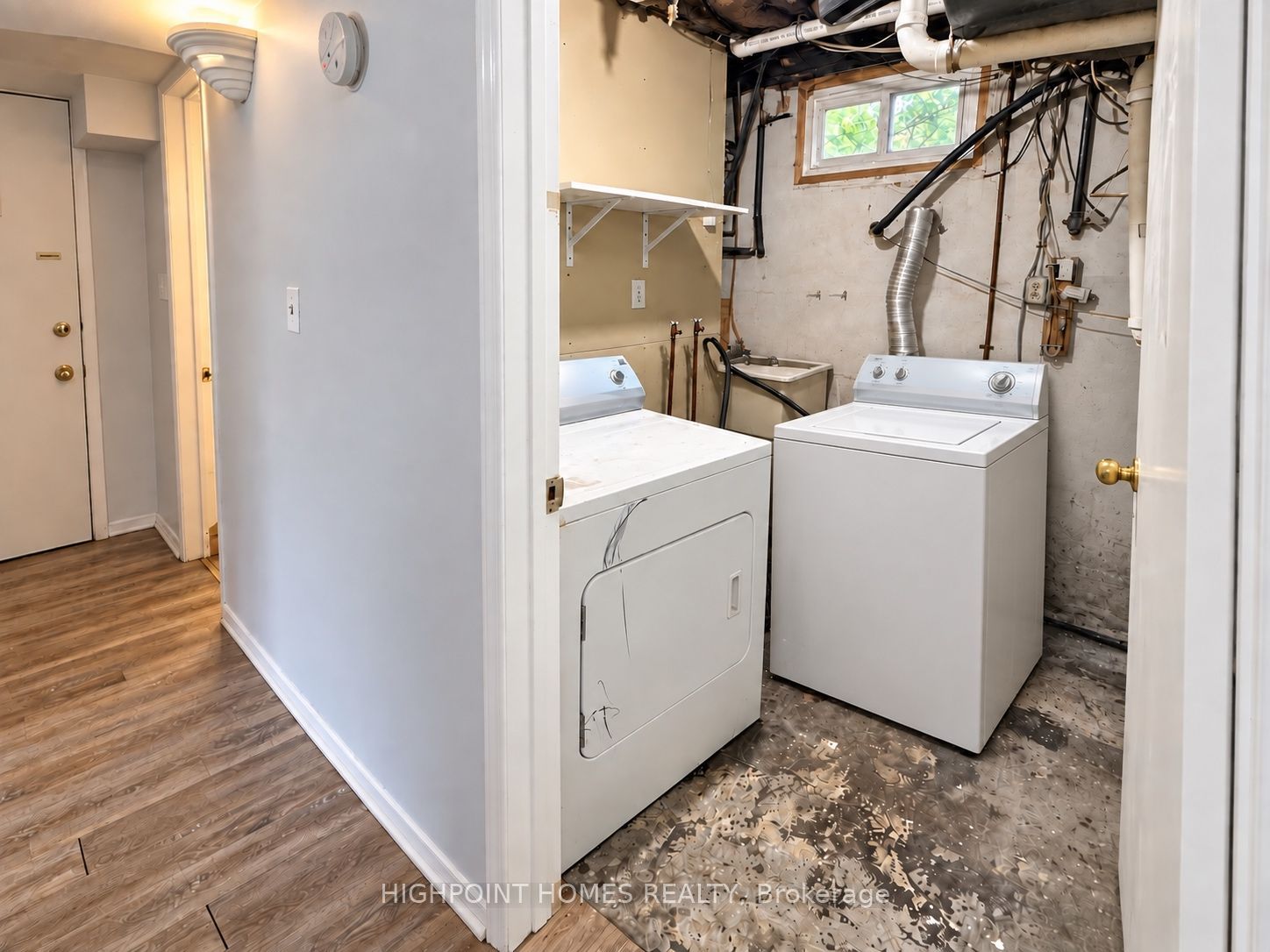 560 Glen Forrest Boulevard Property Photo 22