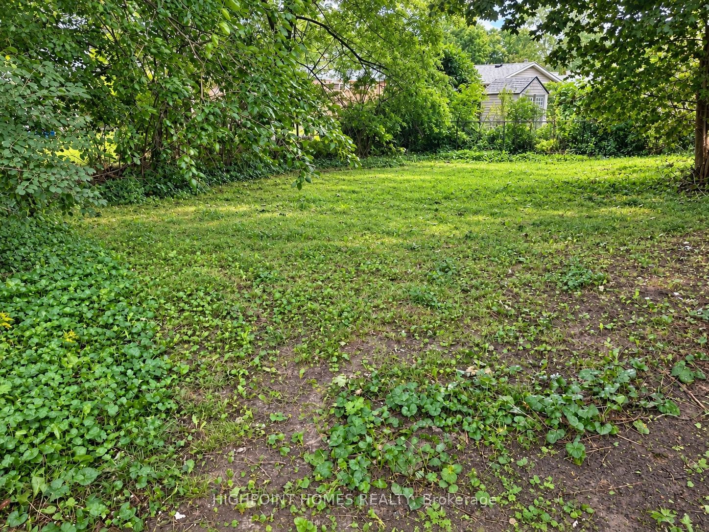 560 Glen Forrest Boulevard Property Photo 26