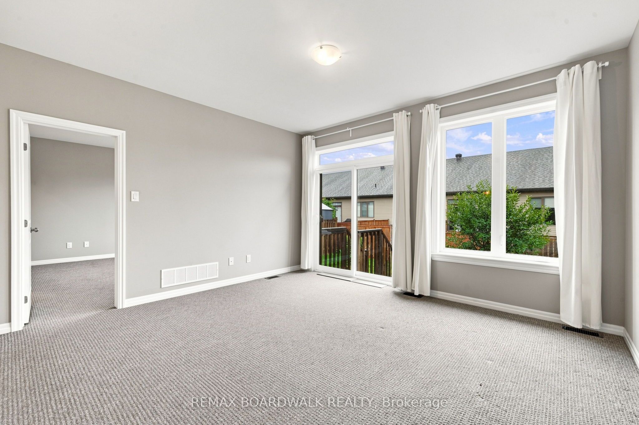 714 Maurice Stead Street Property Photo 20