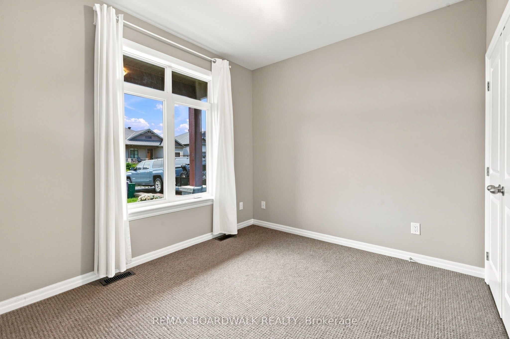 714 Maurice Stead Street Property Photo 22