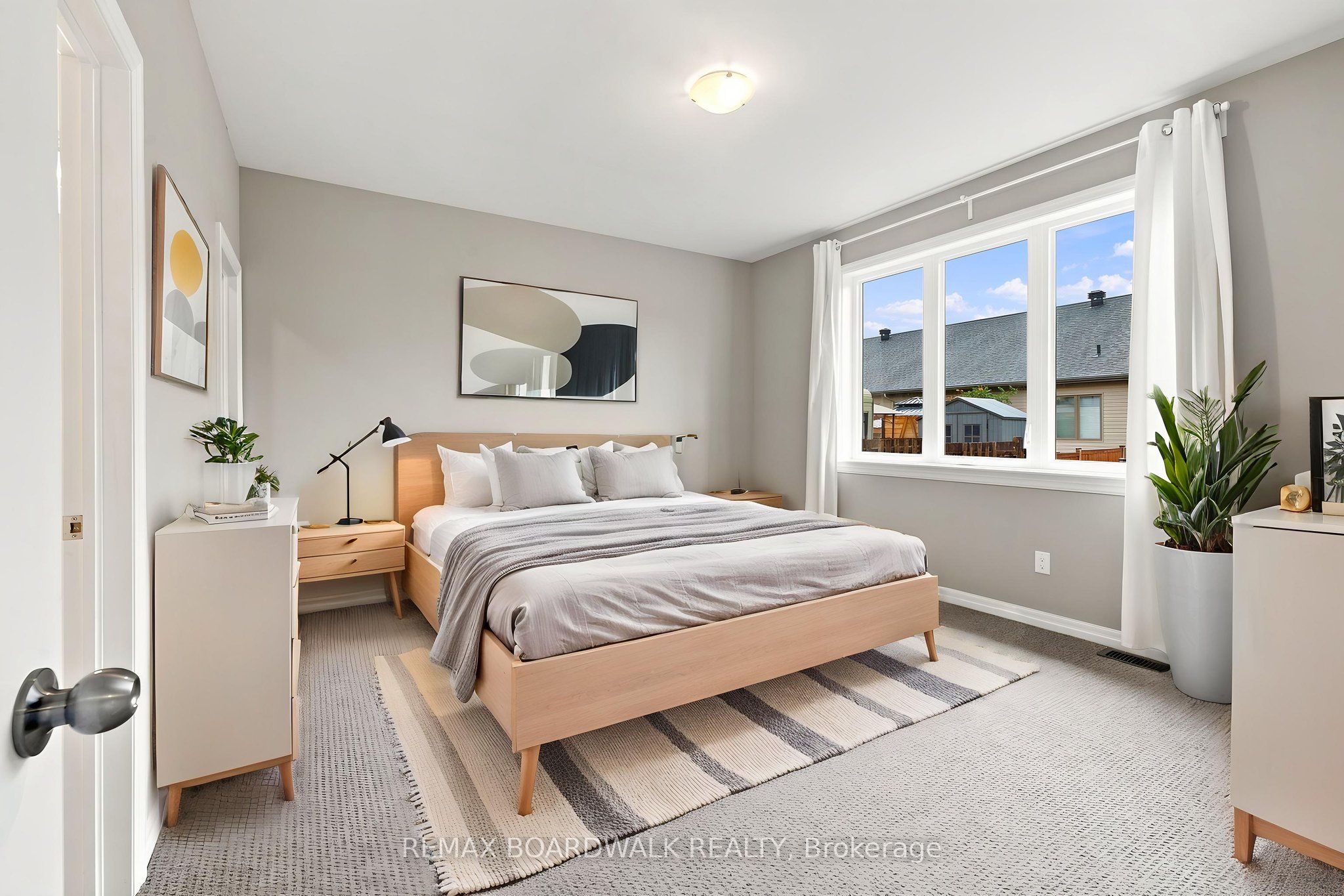 714 Maurice Stead Street Property Photo 24