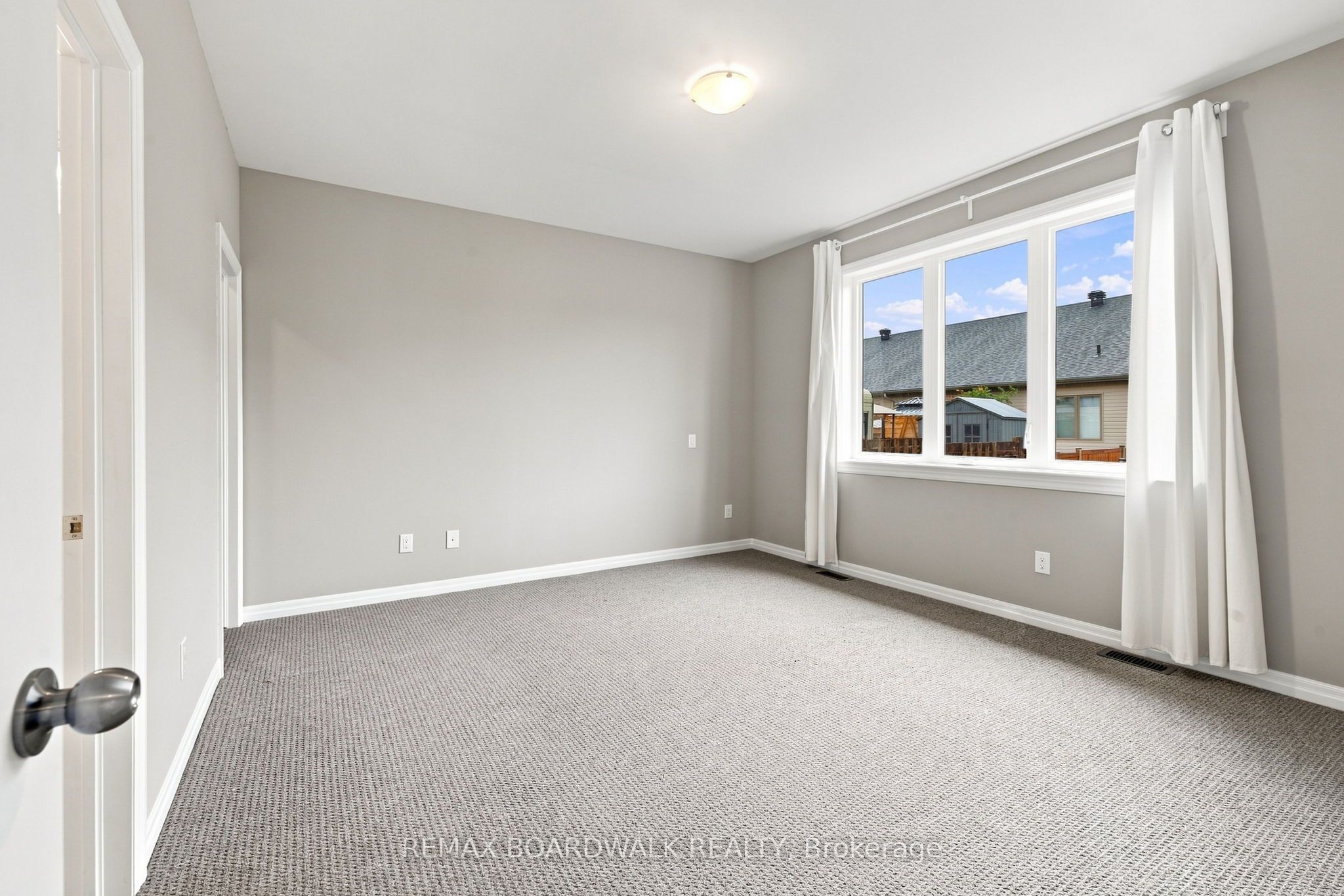 714 Maurice Stead Street Property Photo 25