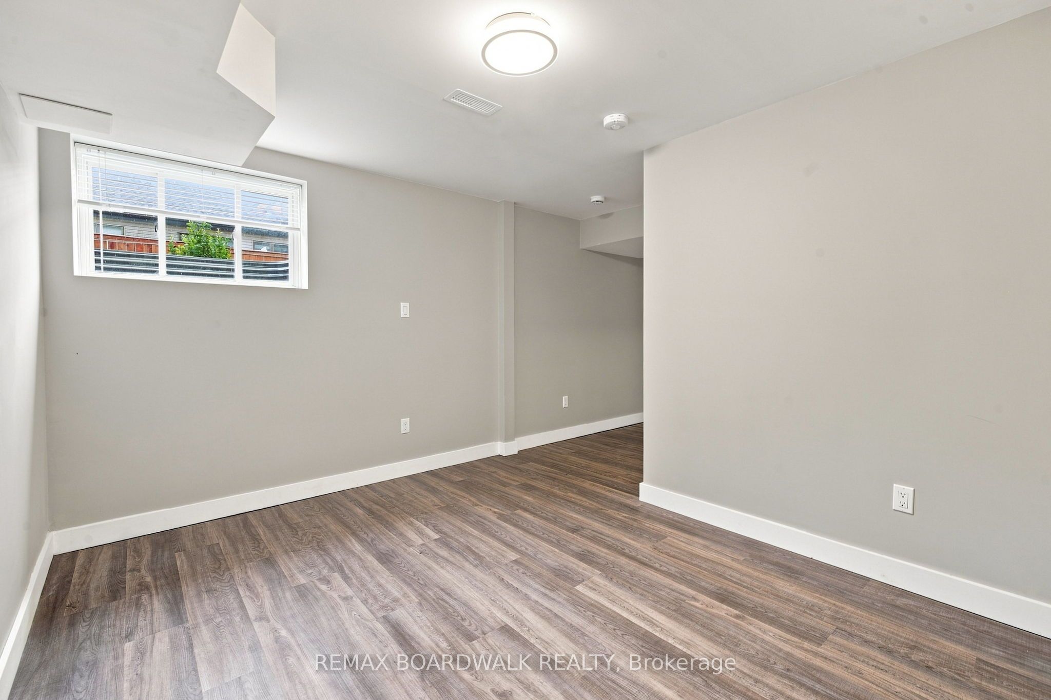 714 Maurice Stead Street Property Photo 35