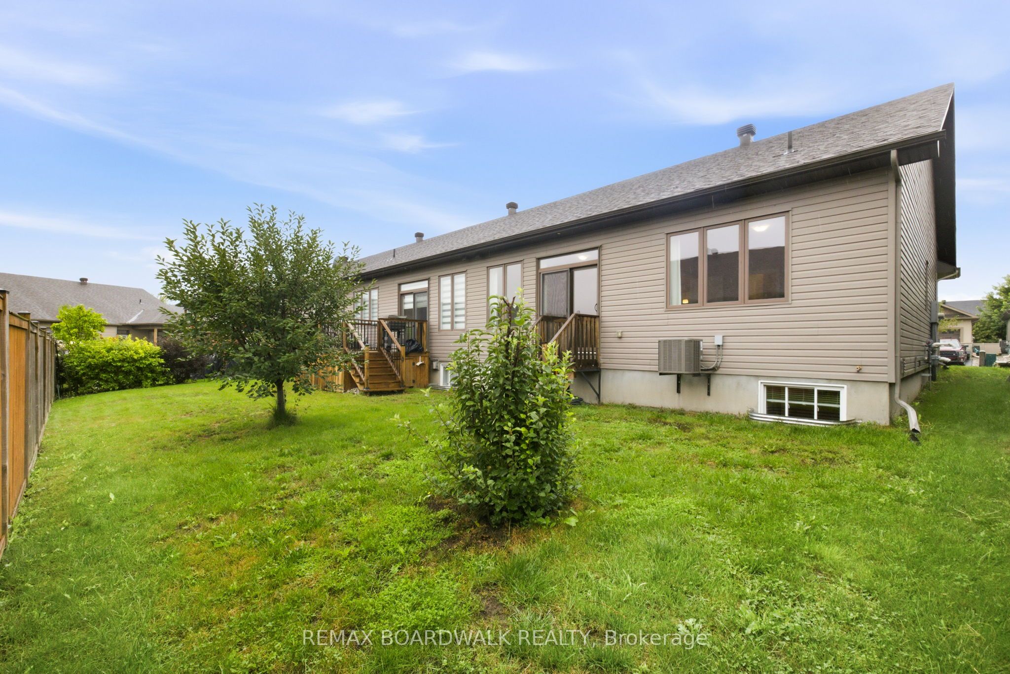 714 Maurice Stead Street Property Photo 40