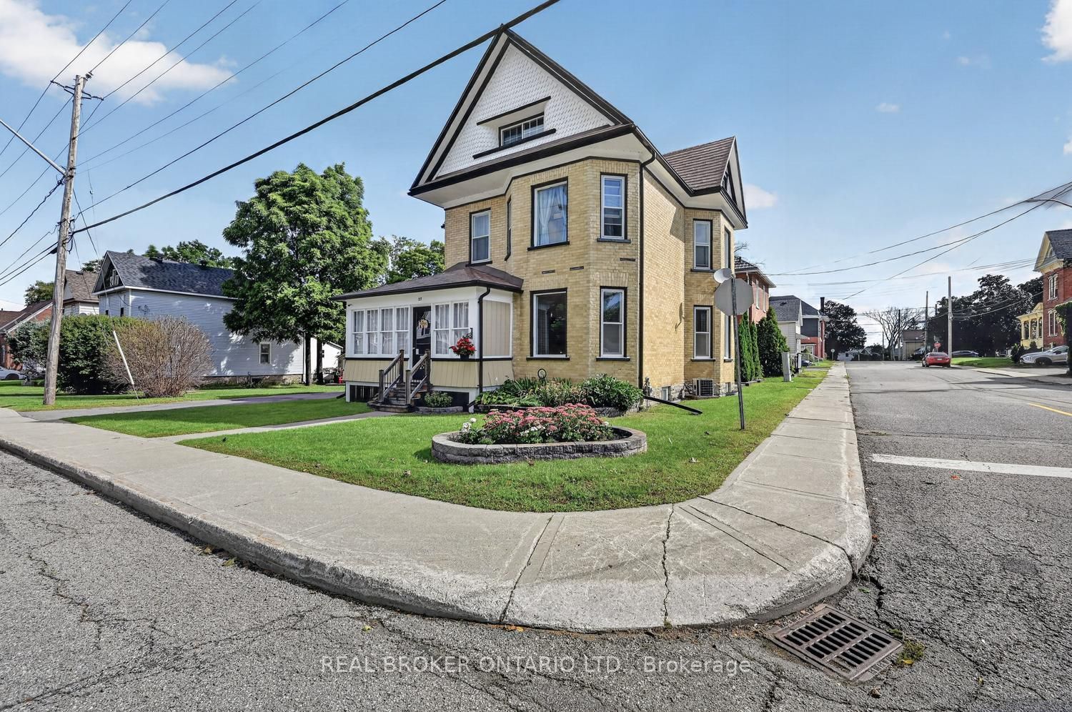 27 Abel Street Property Photo 1